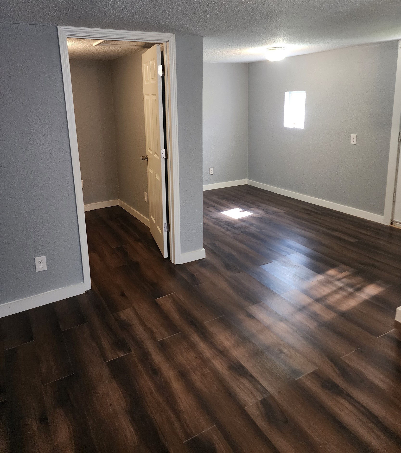 211 Avenue B 1/2 Property Photo 4