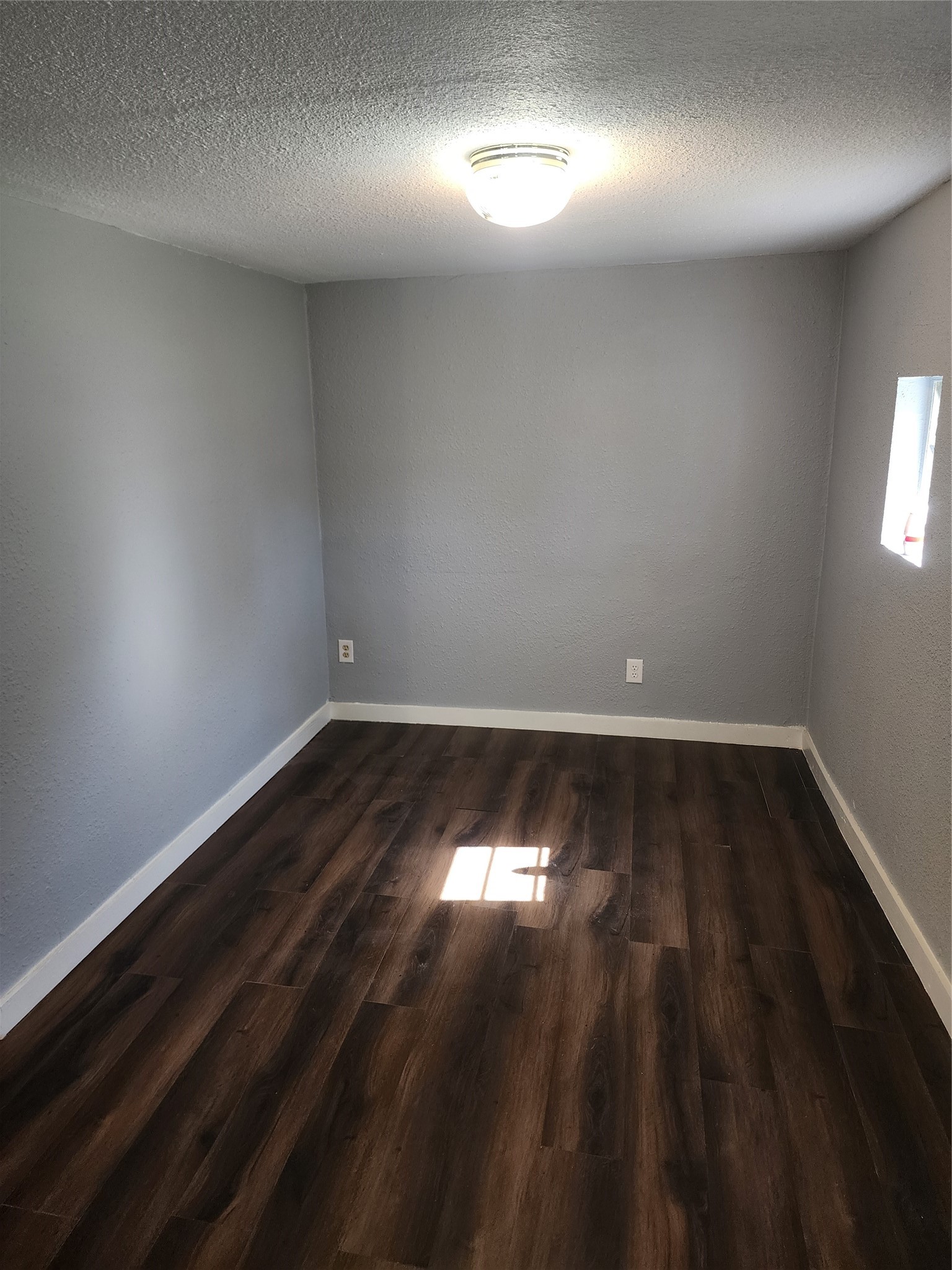 211 Avenue B 1/2 Property Photo 6