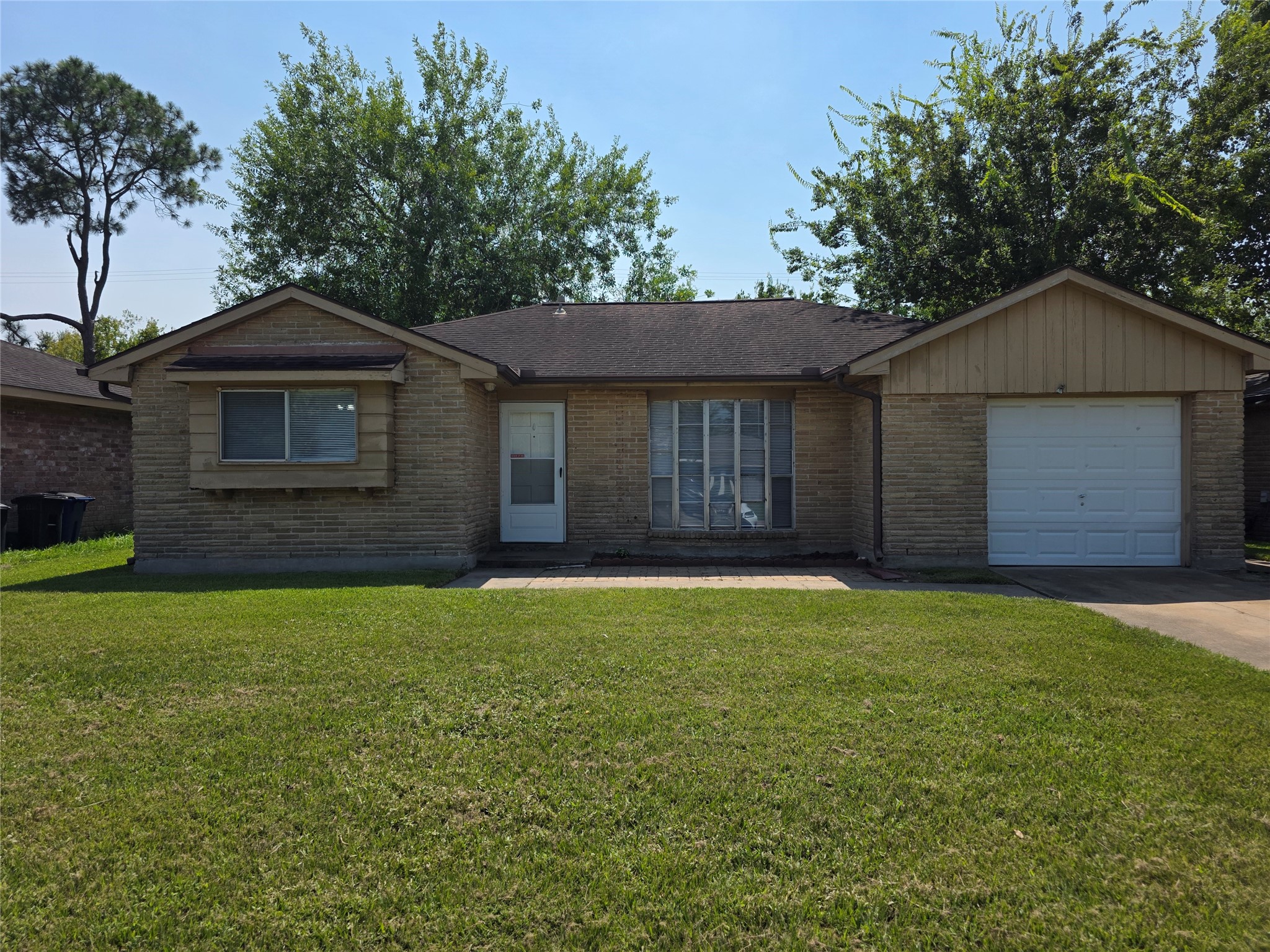 508 Avondale Lane Property Photo 1