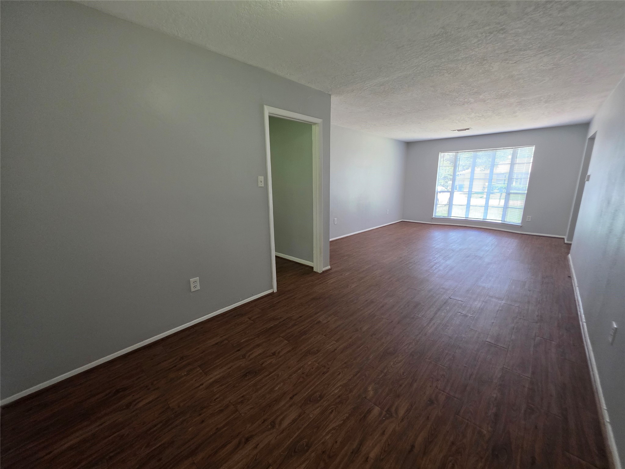508 Avondale Lane Property Photo 2