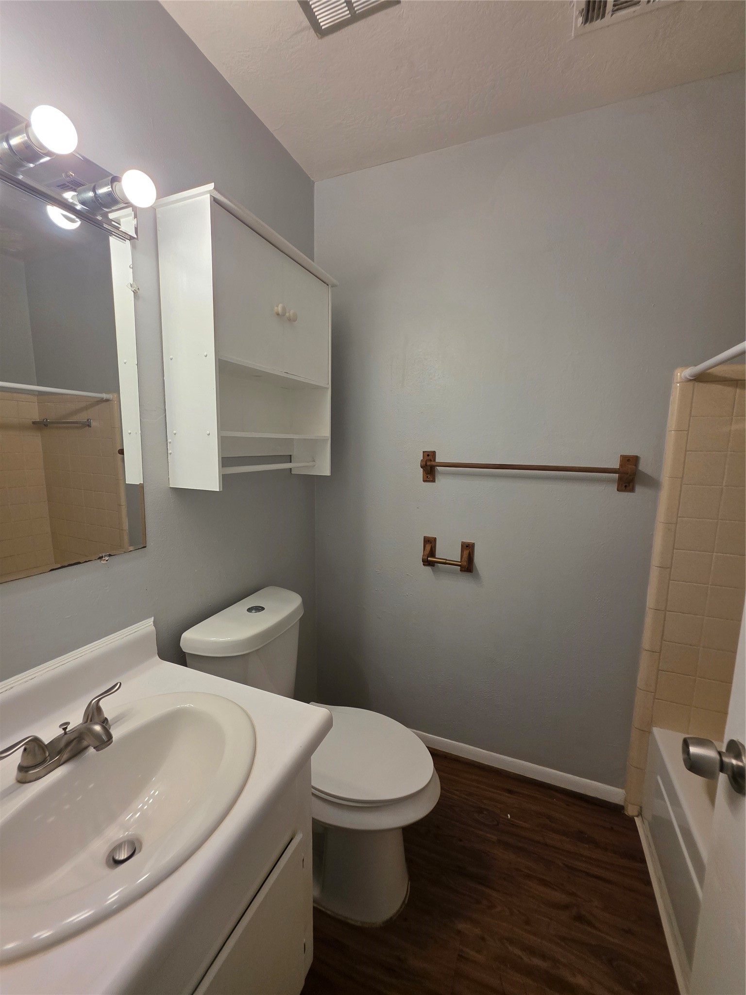 508 Avondale Lane Property Photo 10