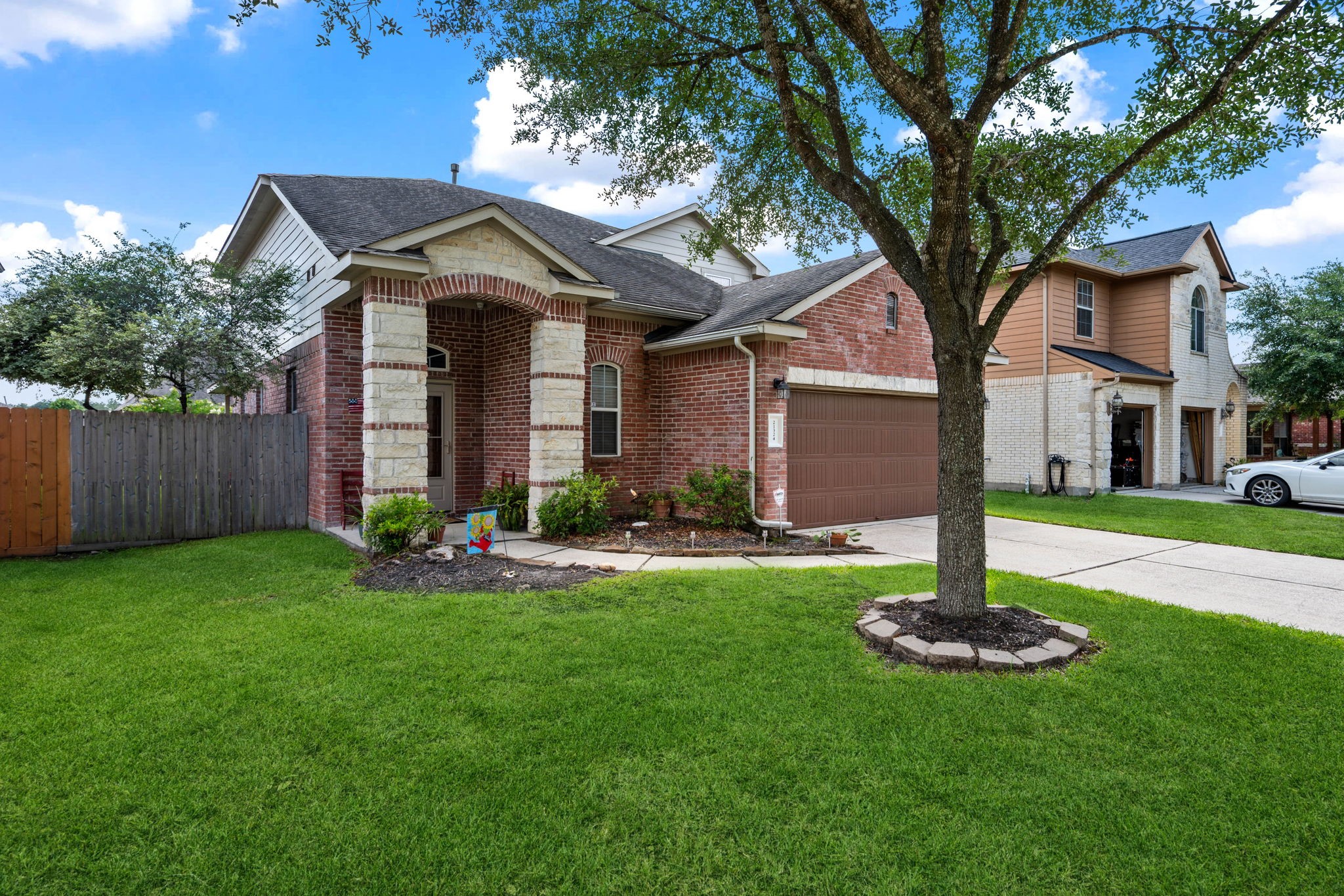 21324 Village Crossing Lane Property Photo 1