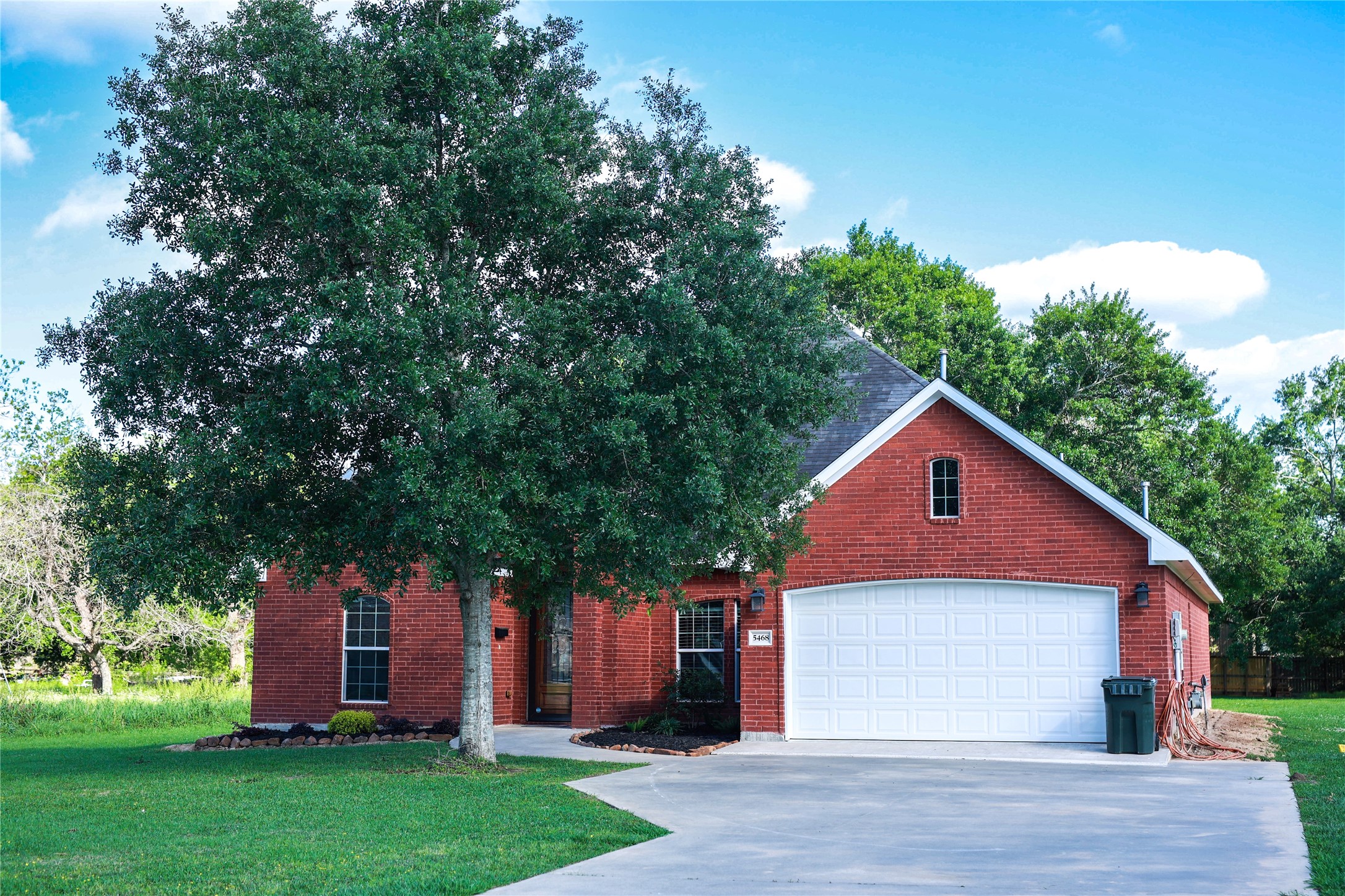 5468 Hogaboom Road Property Photo