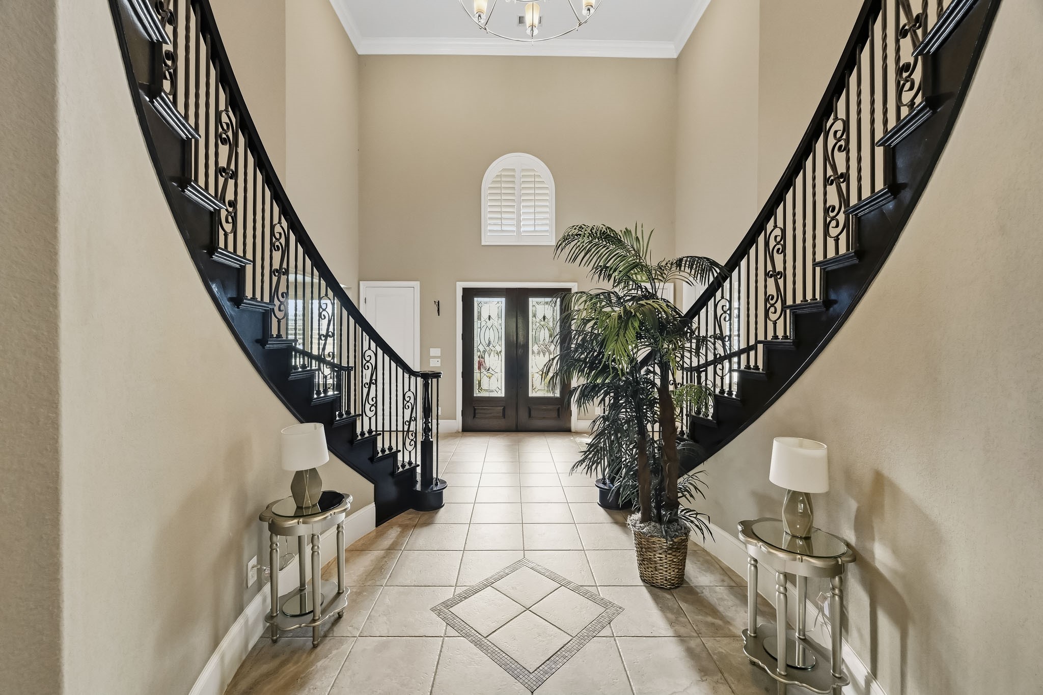 2 Turin Turn Drive Property Photo 5