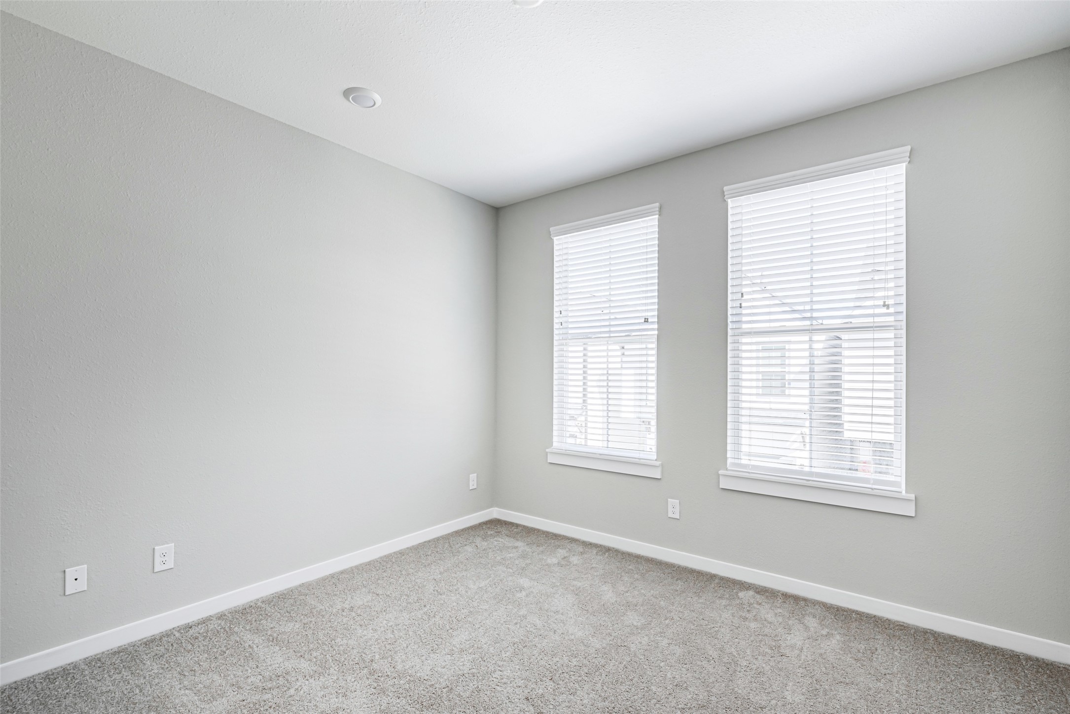 8423 Berry Brush Lane Property Photo 25