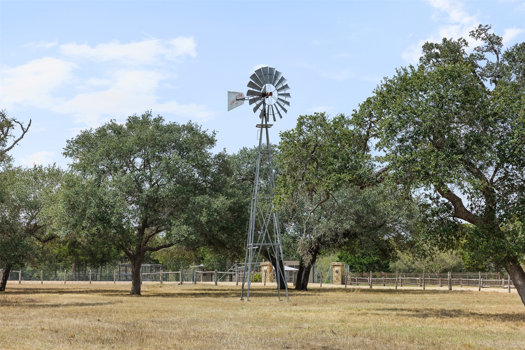2574 Fm 2434 Property Photo 6