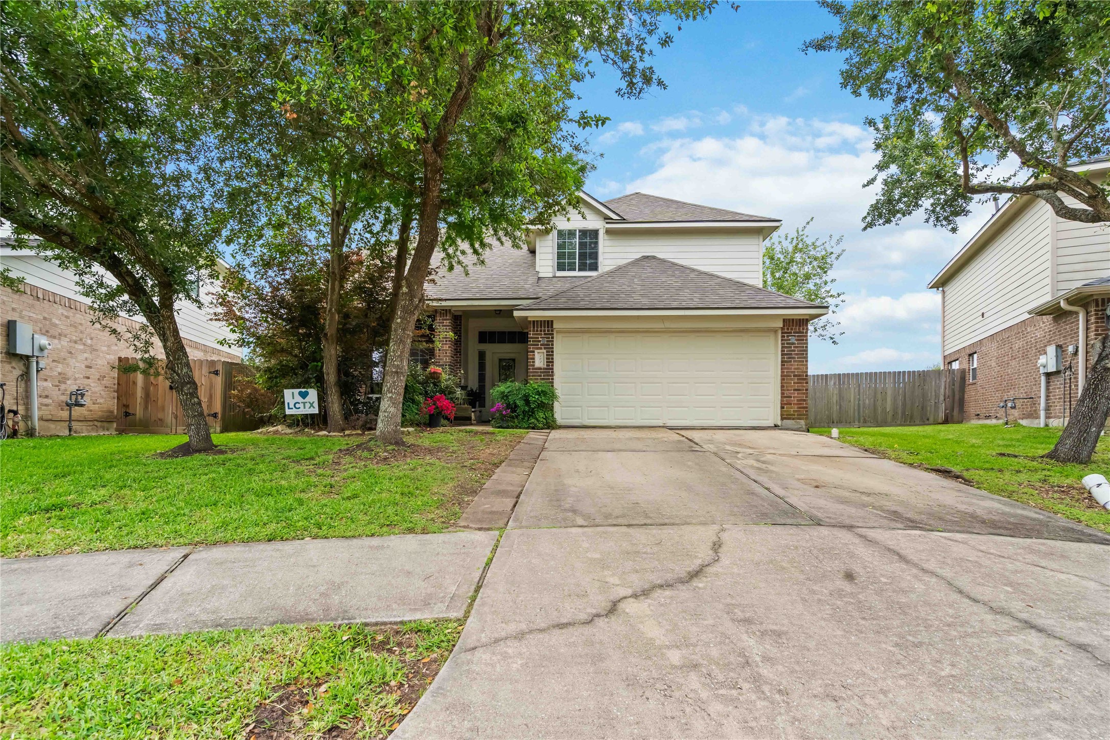 102 Pebble Walk Lane Property Photo