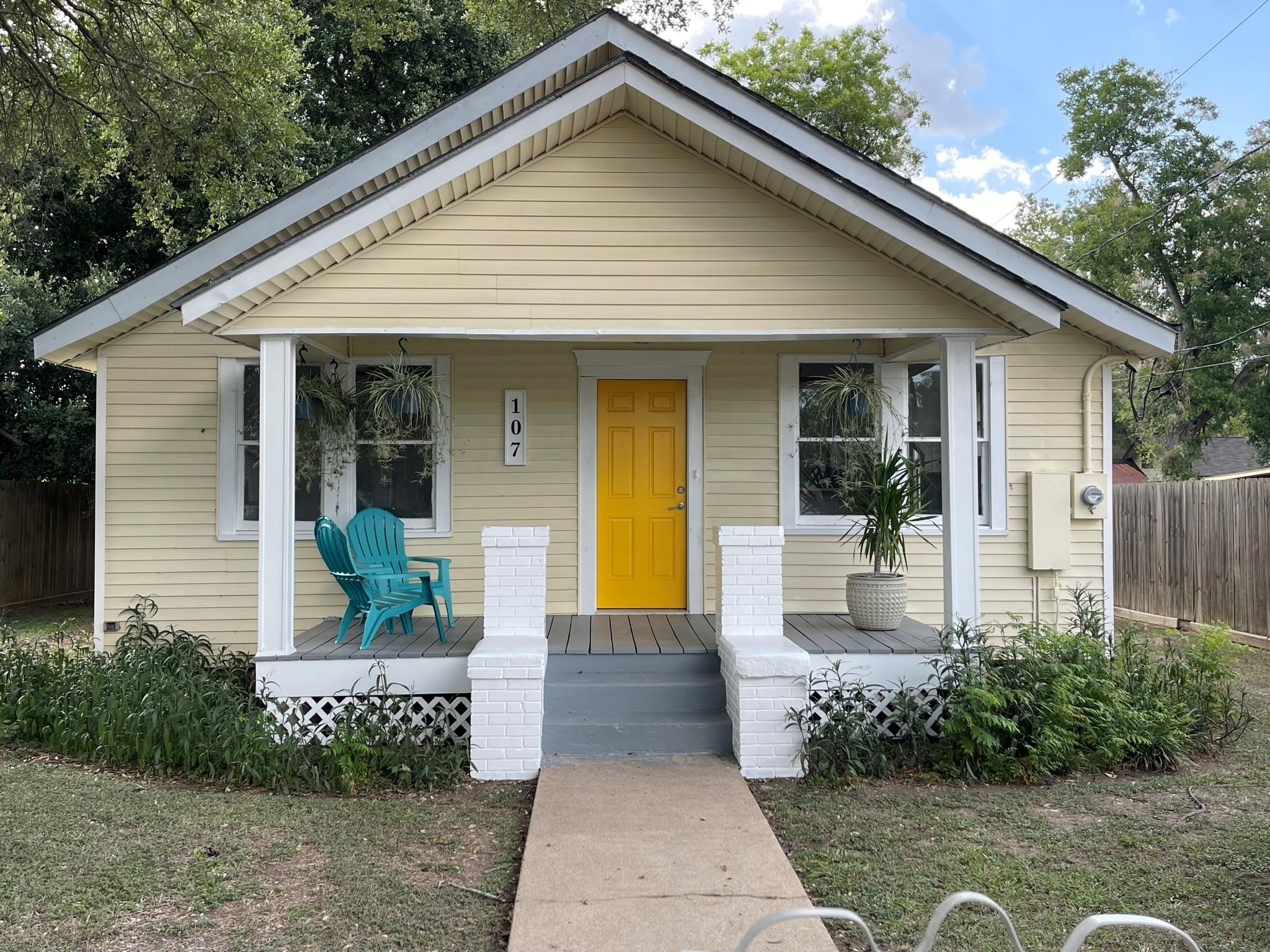 107 Sinclair Street Property Photo 1