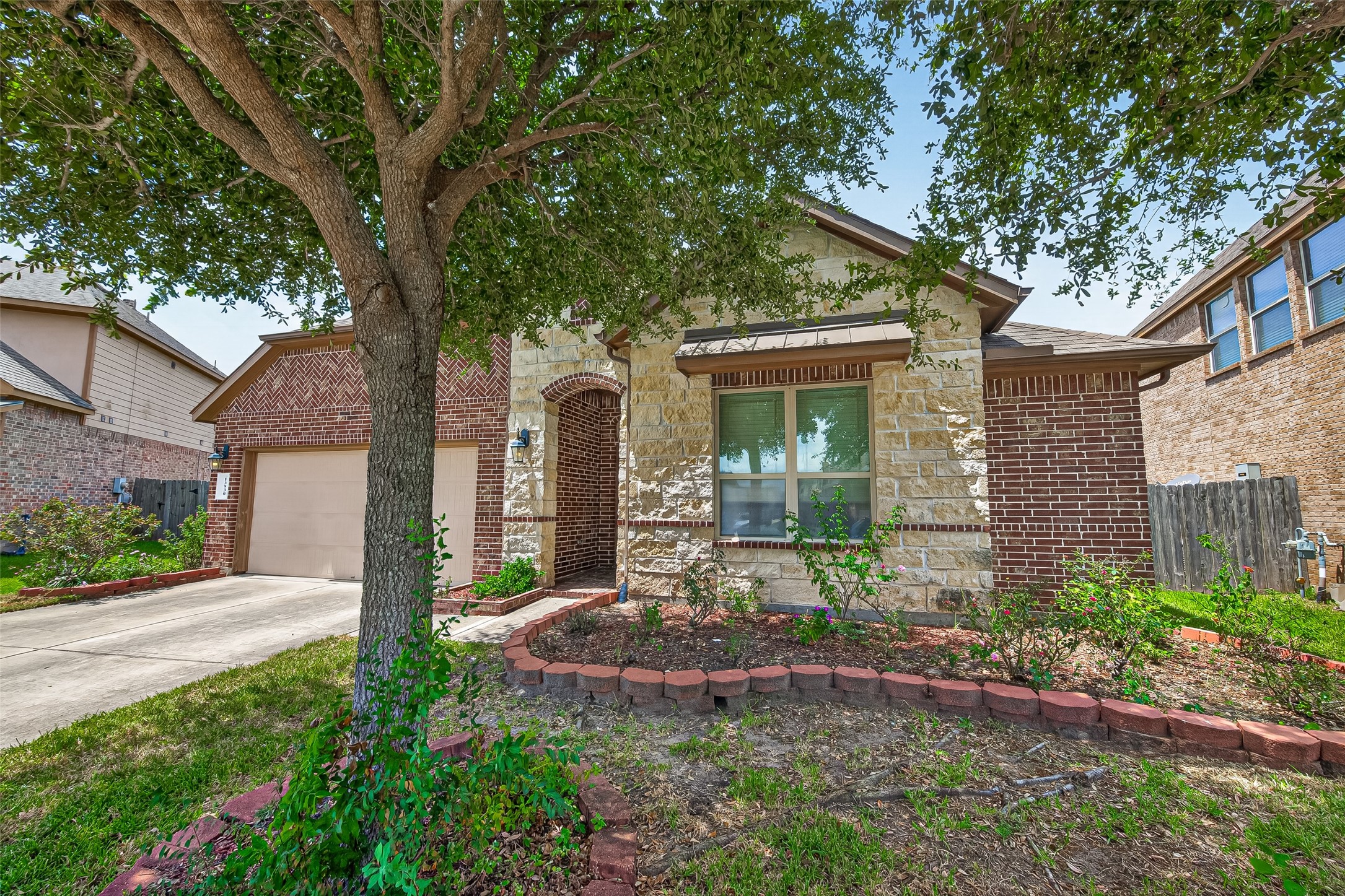 13930 Chalcott Drive Property Photo 3