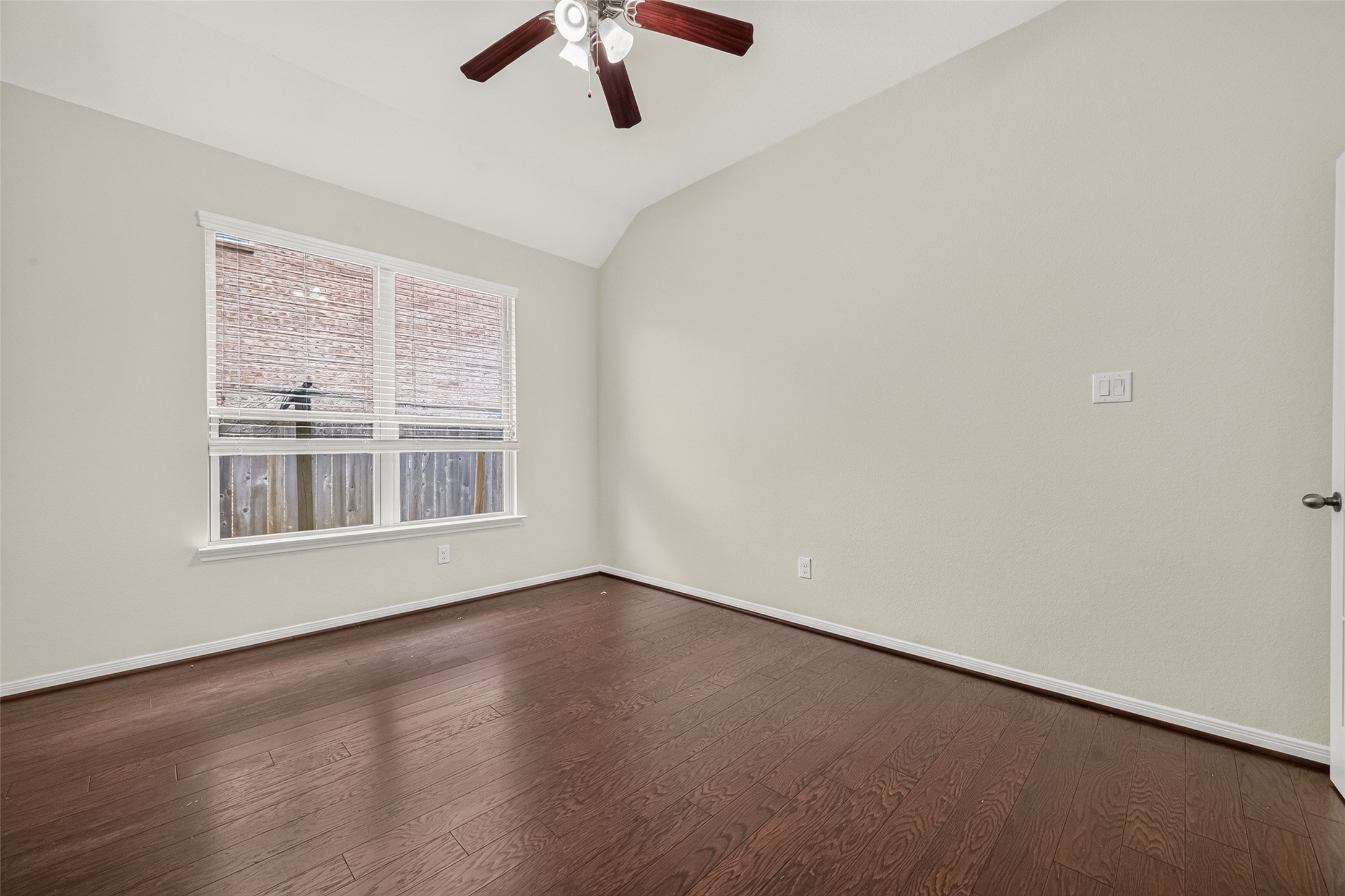 13930 Chalcott Drive Property Photo 8