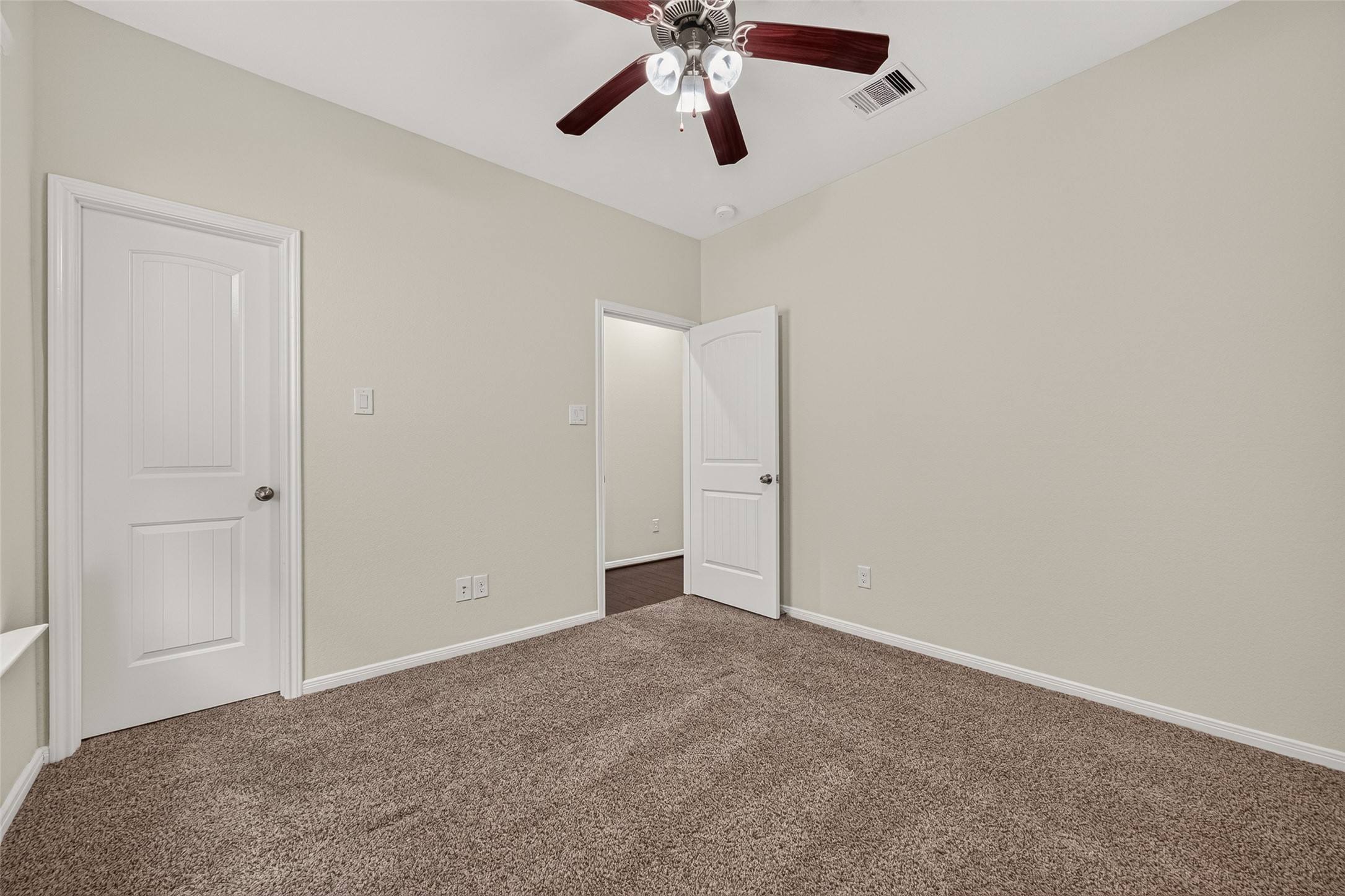 13930 Chalcott Drive Property Photo 27