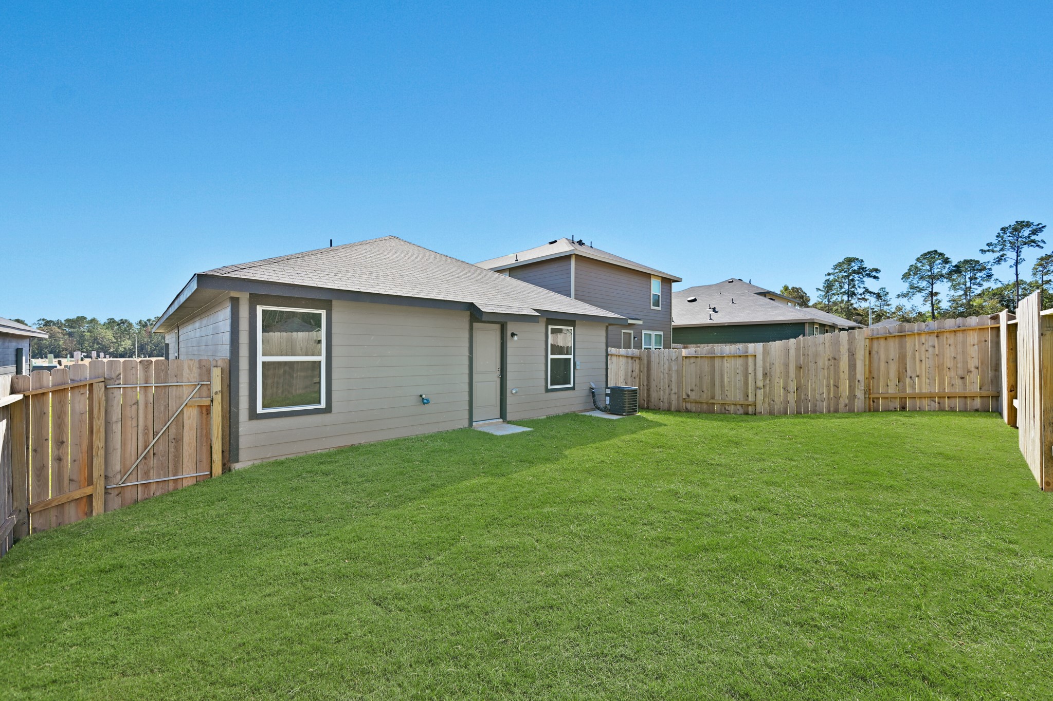 12235 Mccrorey Castles Pass Property Photo 14