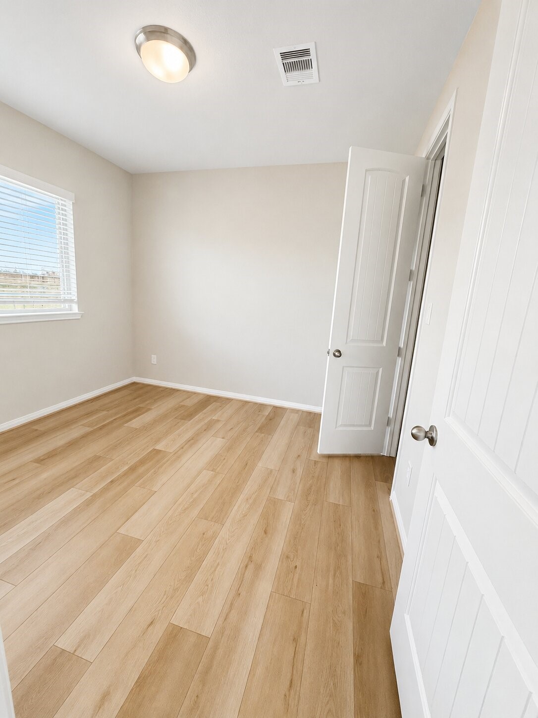 10507 Bright Cloud Drive Property Photo 12