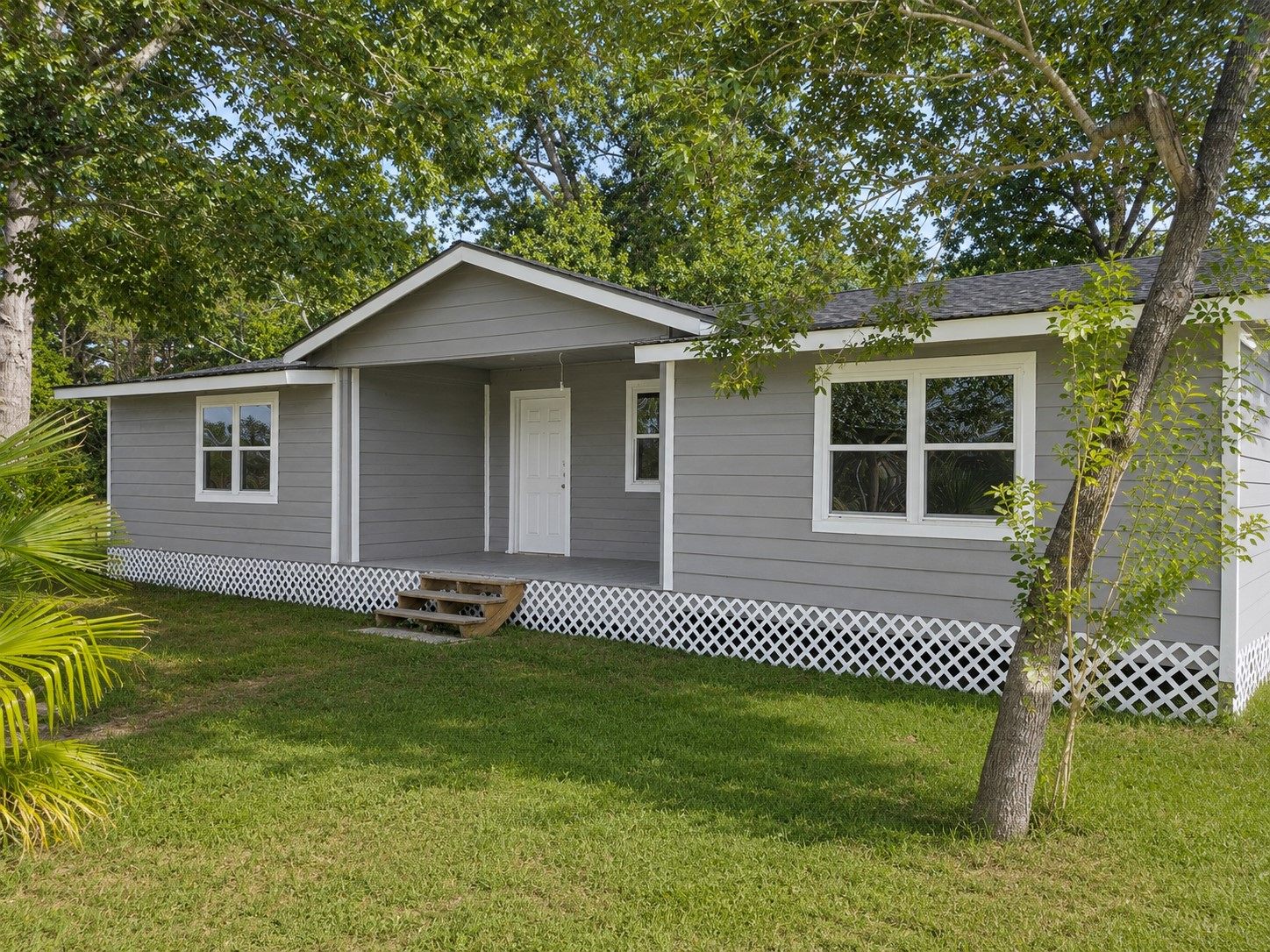 227 Live Oak Lane Property Photo 2