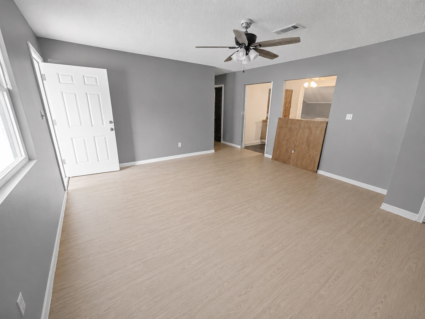227 Live Oak Lane Property Photo 8