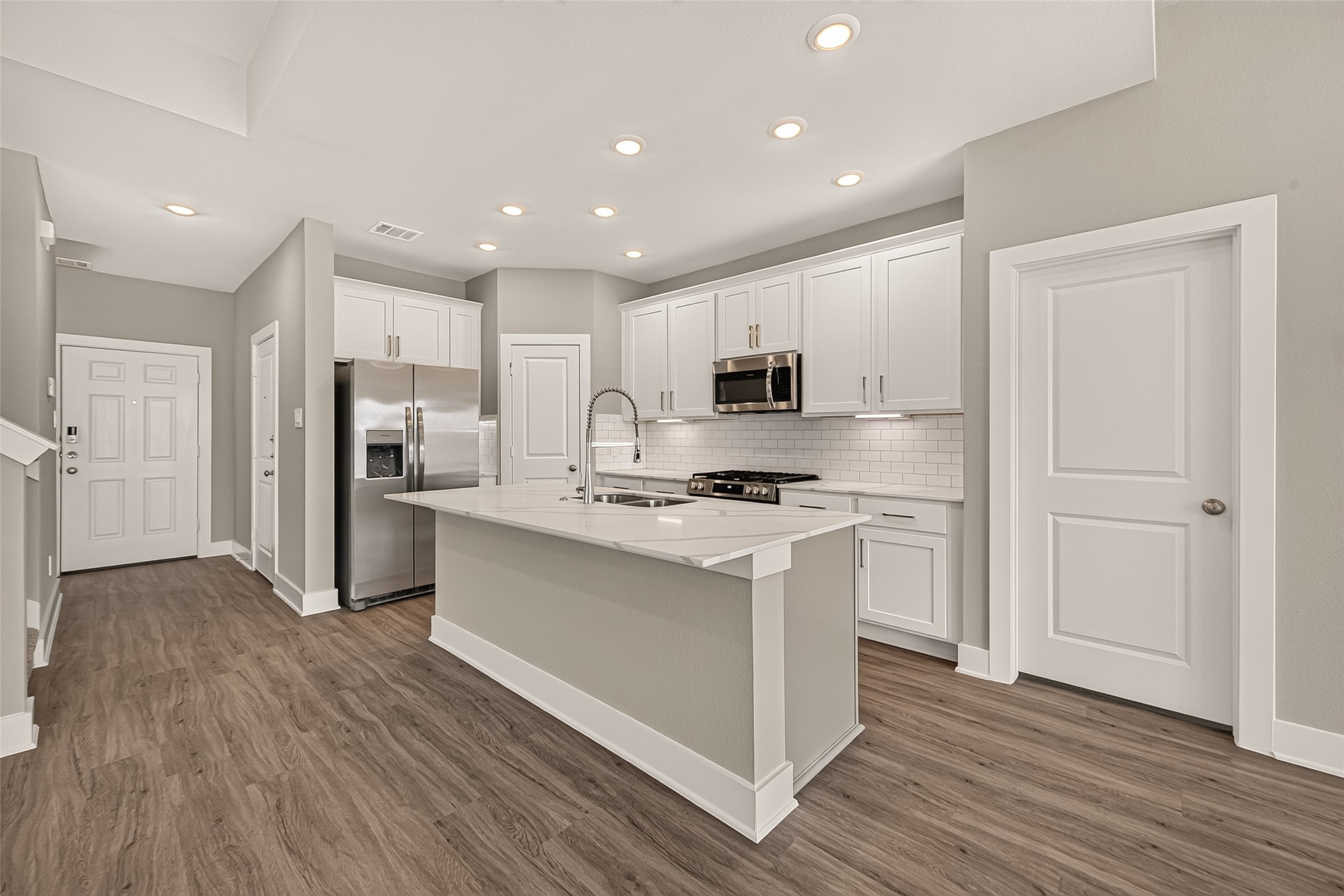 21051 Salt Rock Drive Property Photo 12