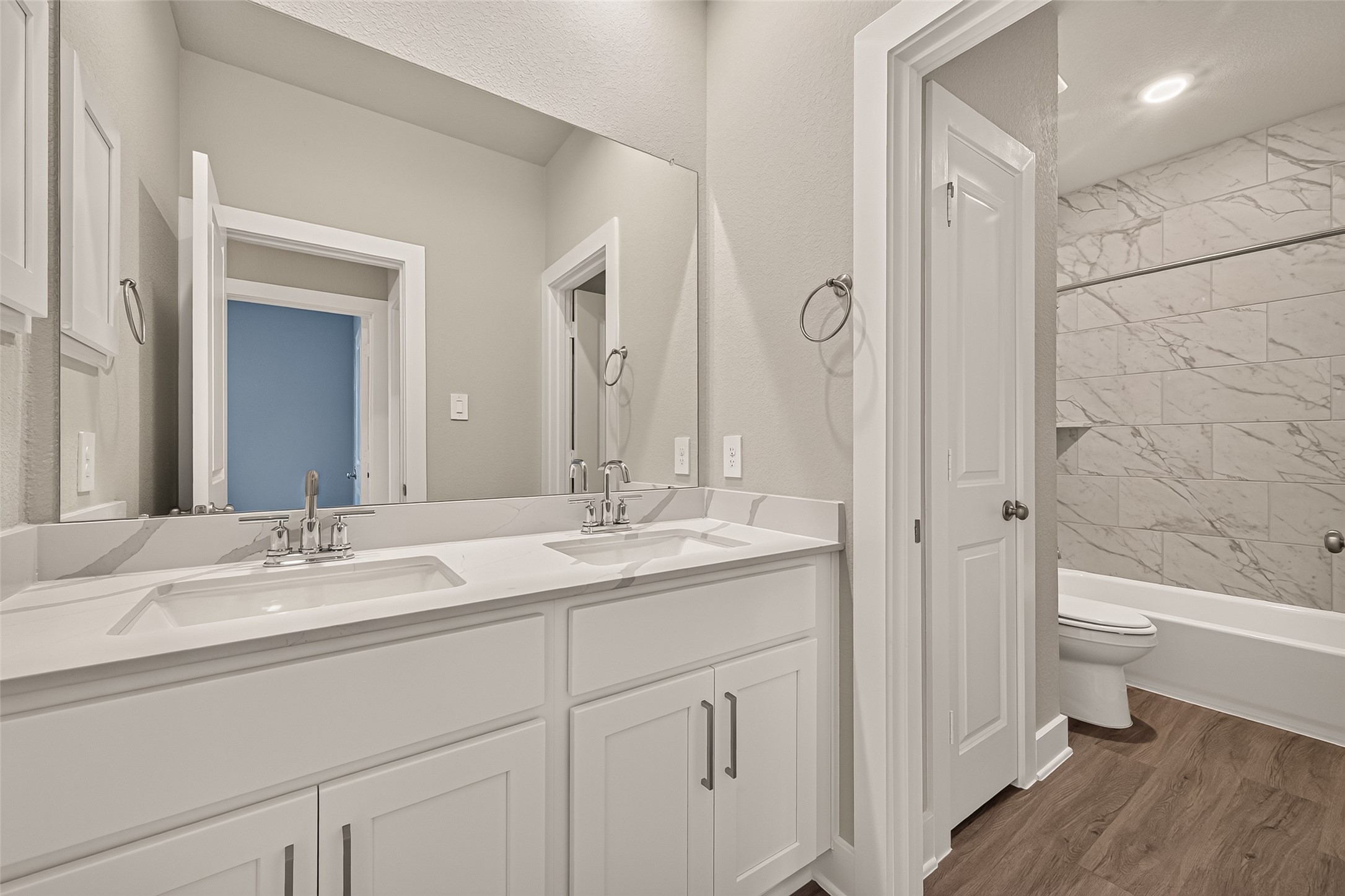 21051 Salt Rock Drive Property Photo 14