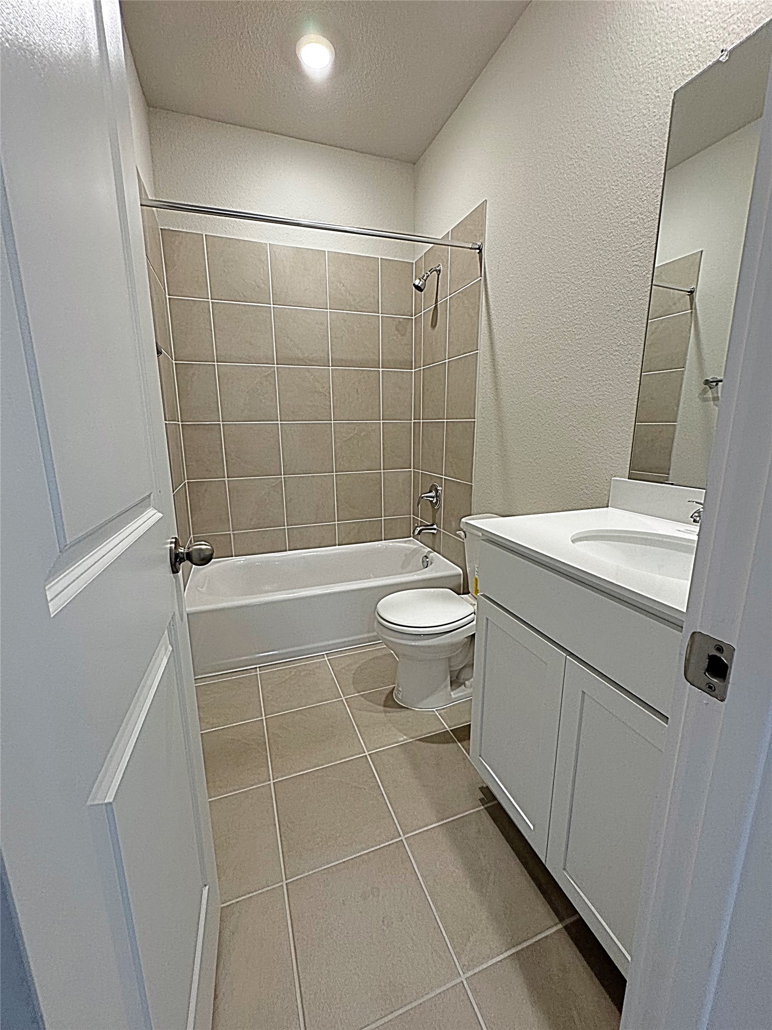 4622 Crater Run Drive Property Photo 5