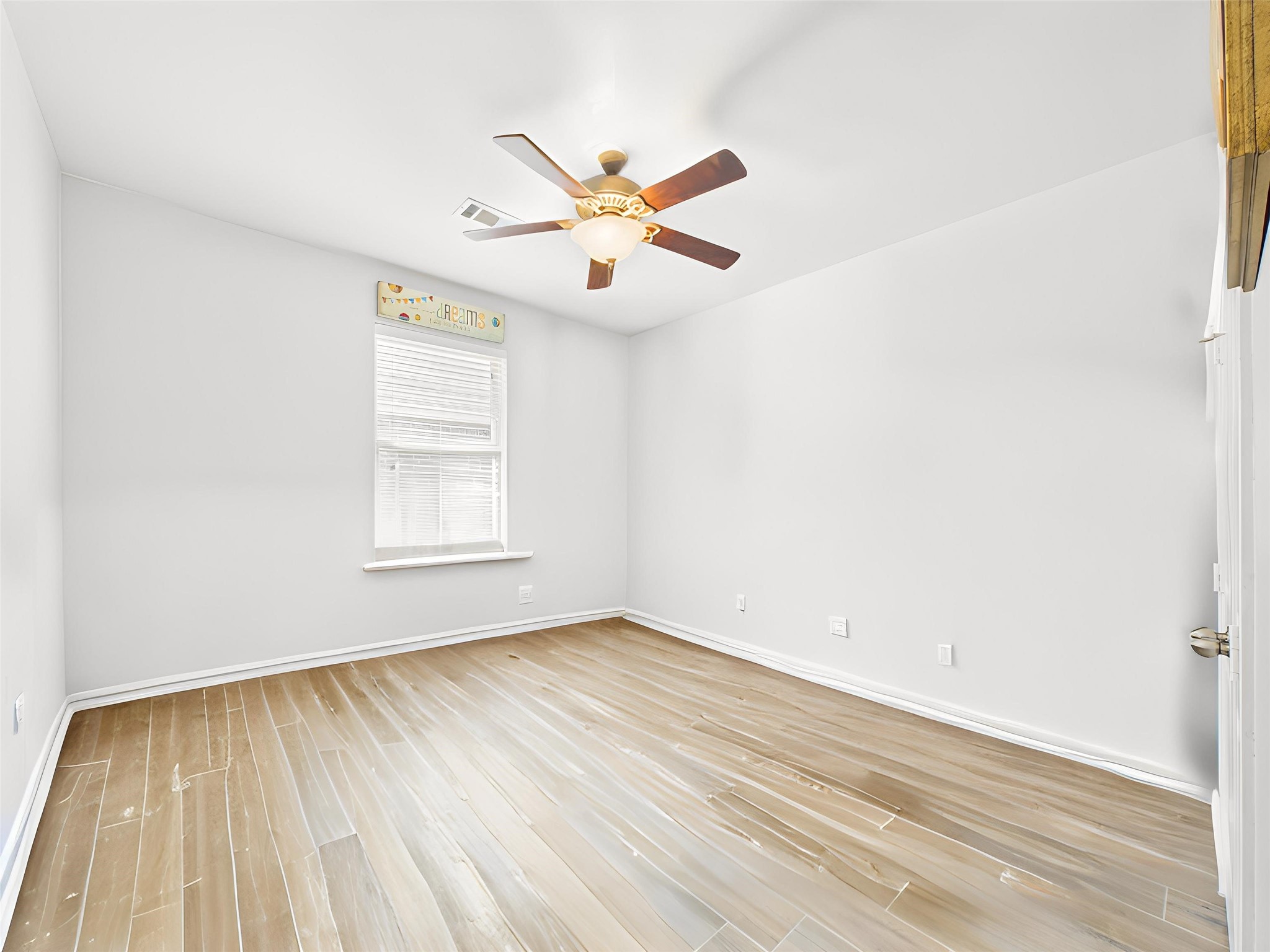 17622 Barrowfield Lane Property Photo 16