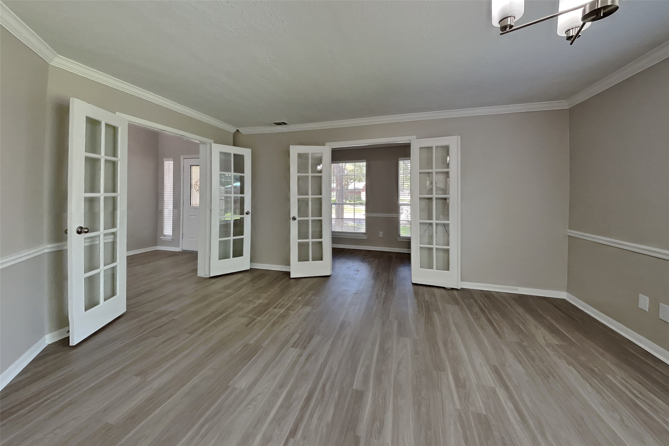 10406 Comanche Springs Court Property Photo 7