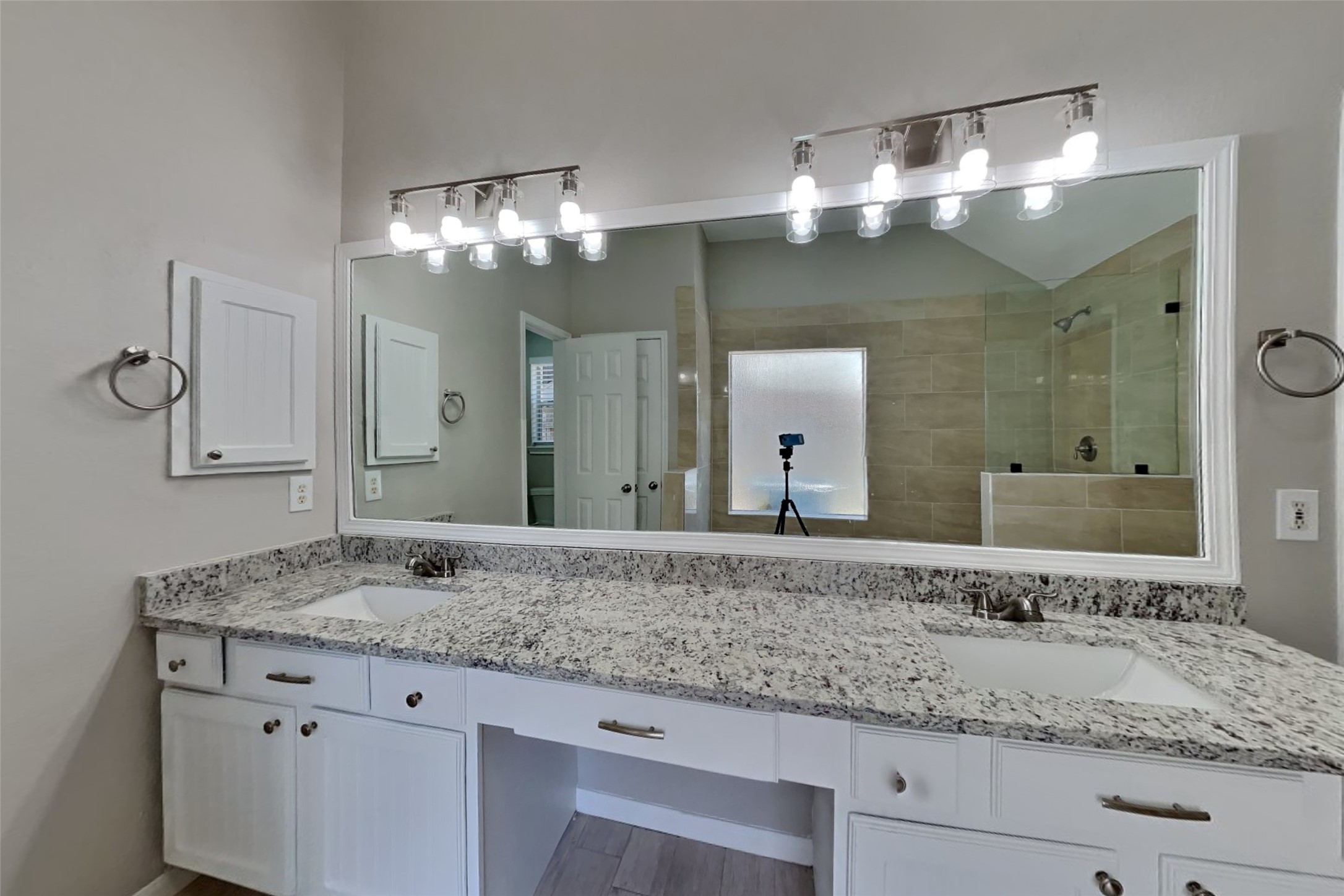 10406 Comanche Springs Court Property Photo 11