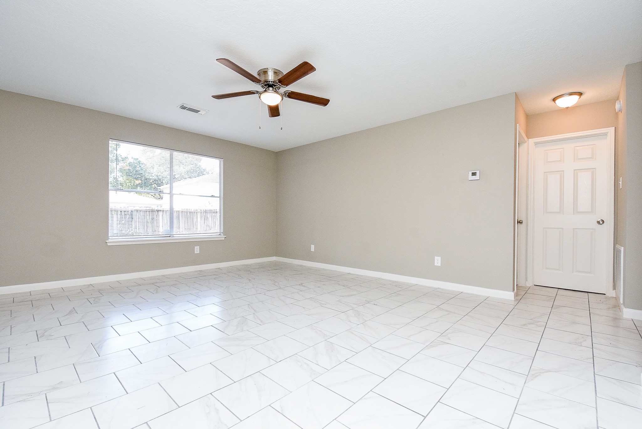 7818 Summer Place Drive Property Photo 4