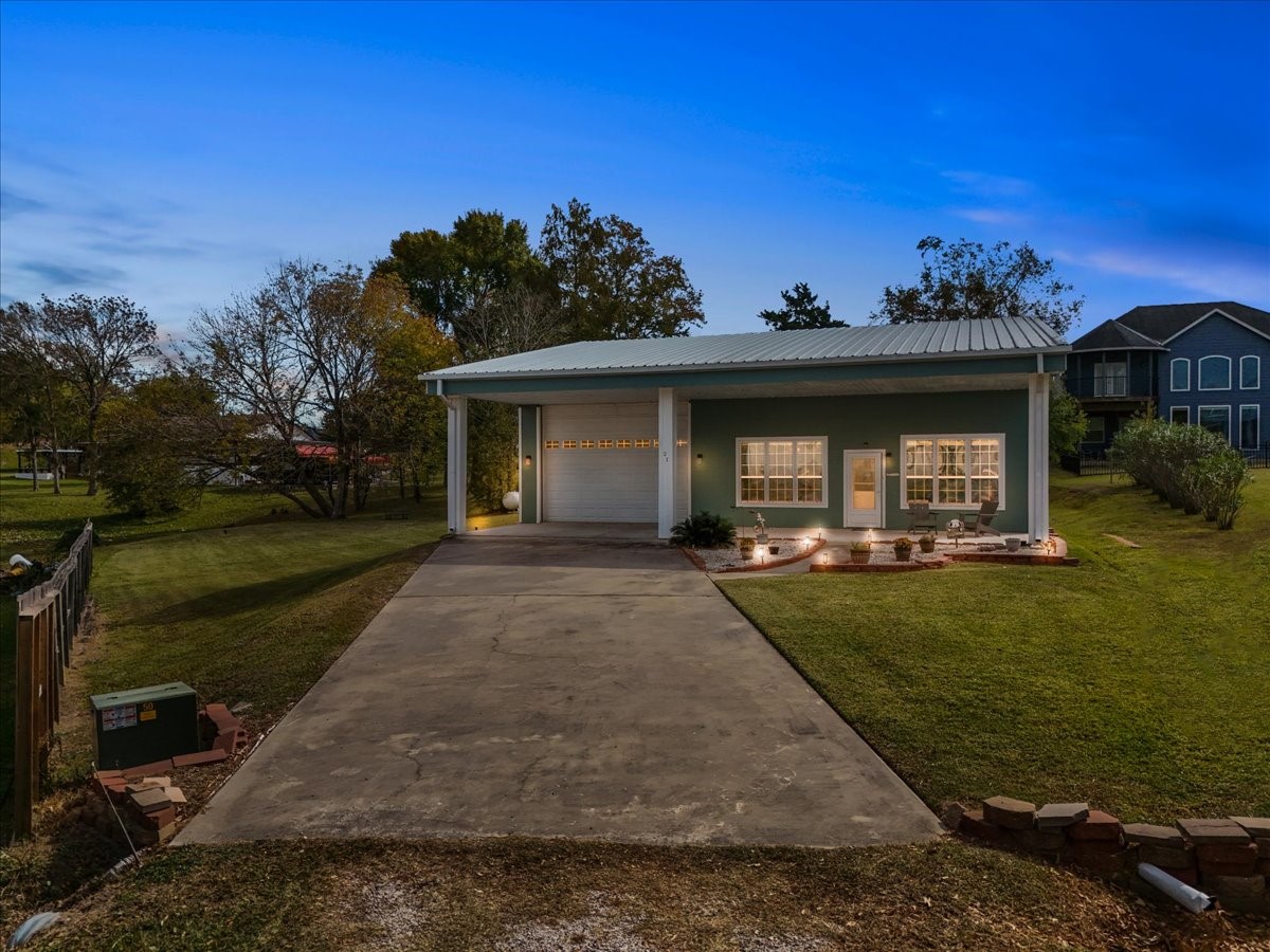 21 Flamingo Circle Property Photo 1