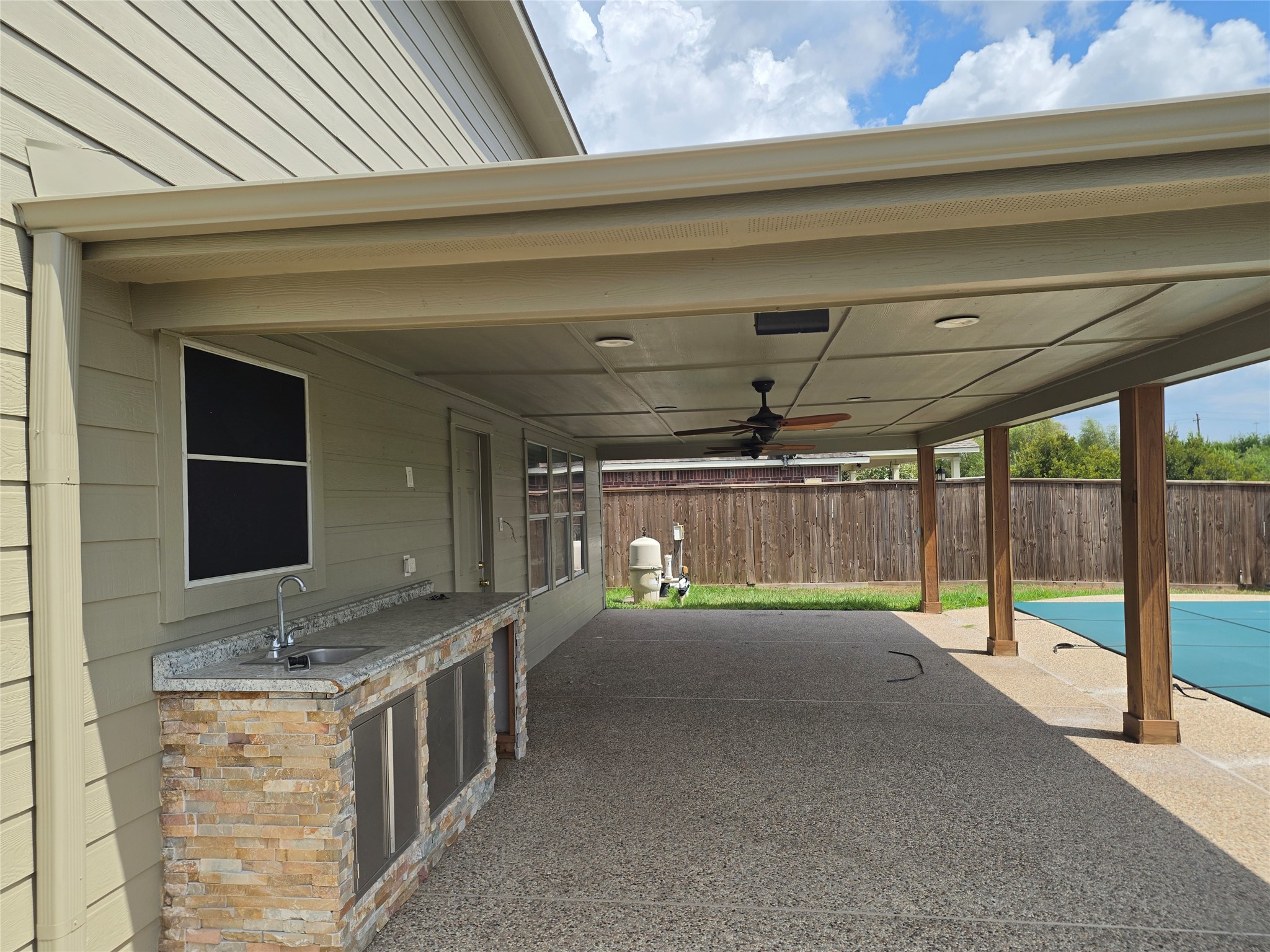 11102 Great Hawk Lane Property Photo 2