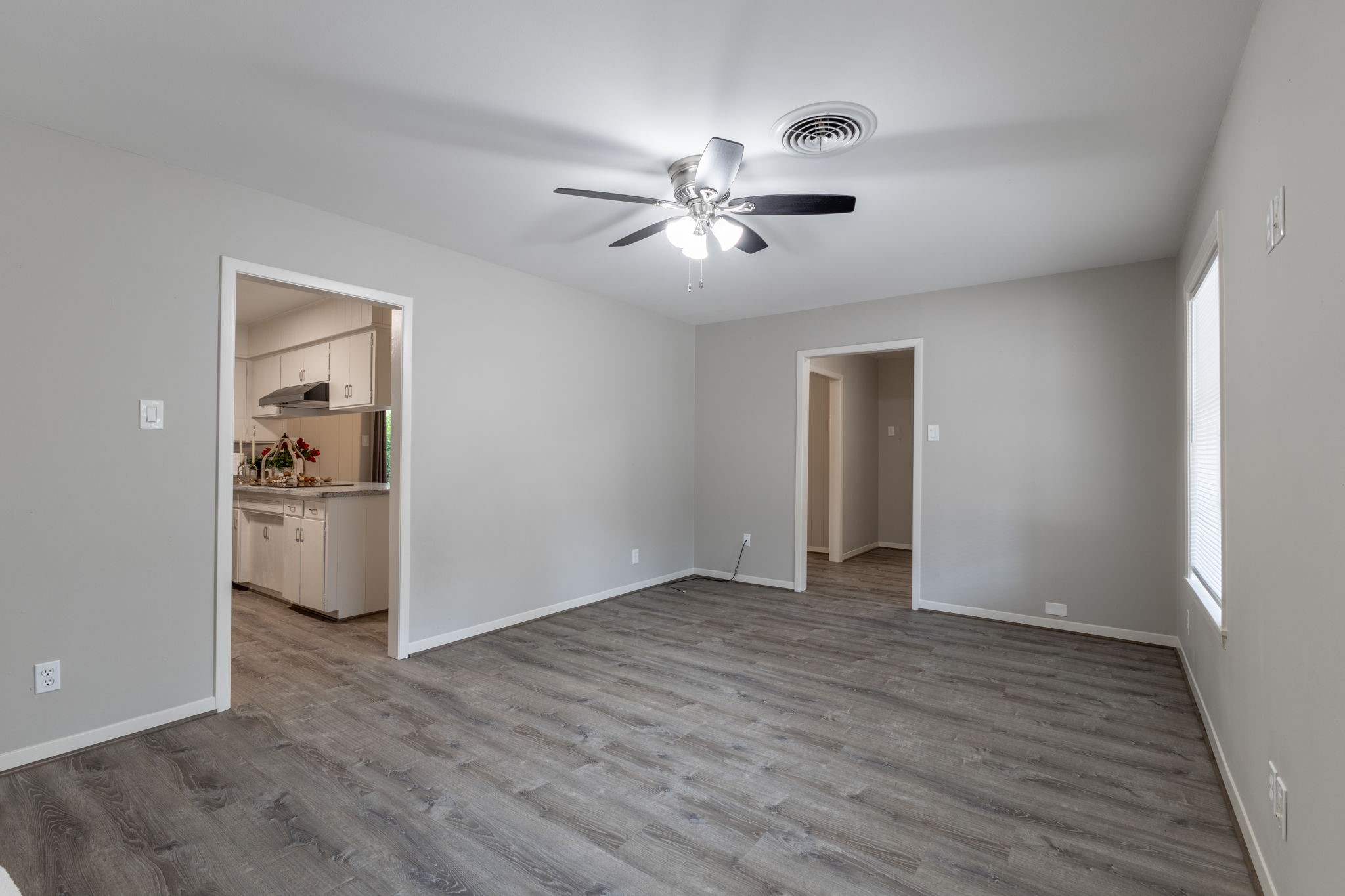 802 Spinn Street Property Photo 5