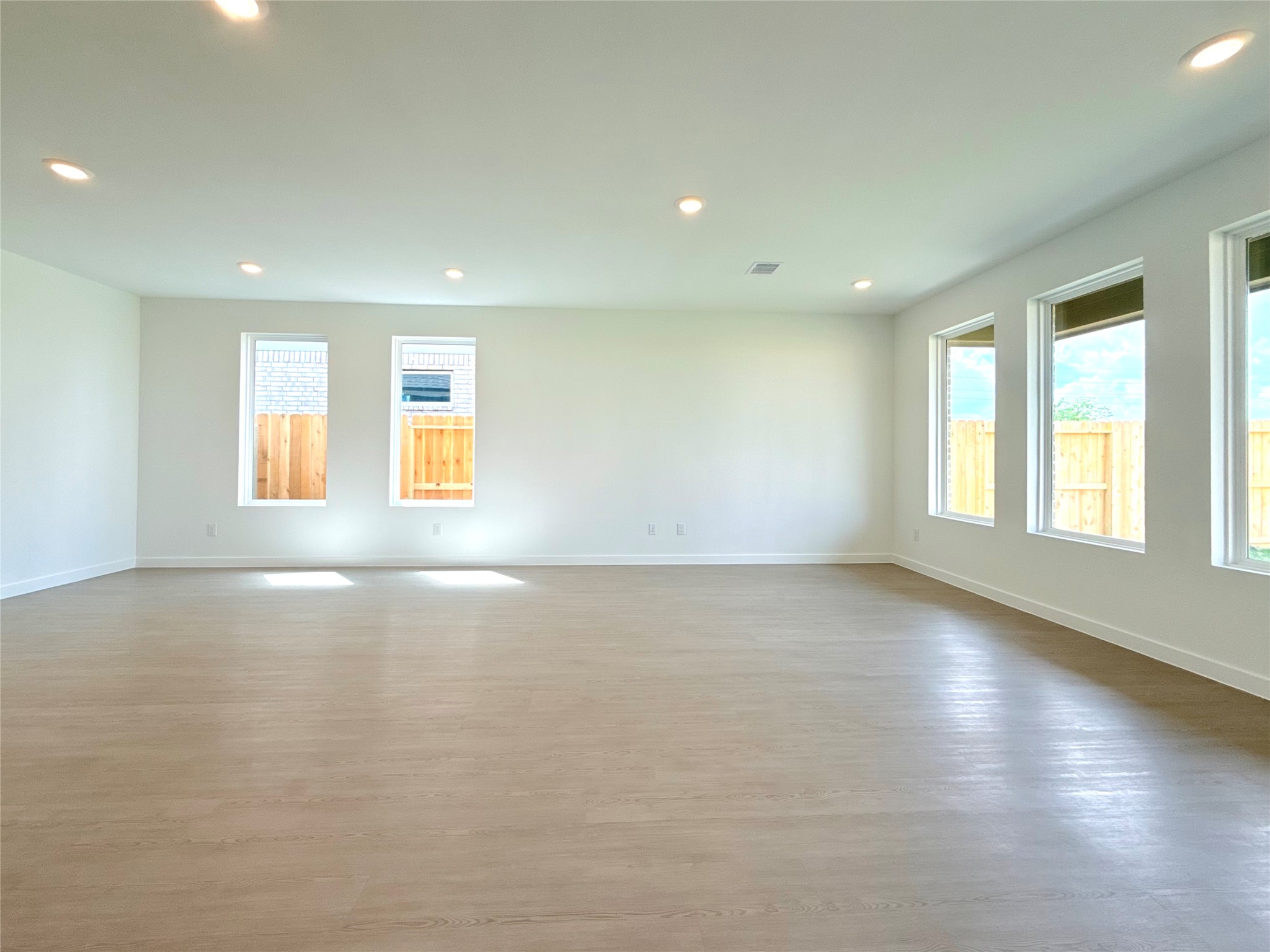 31906 Blossom Lane Property Photo 8