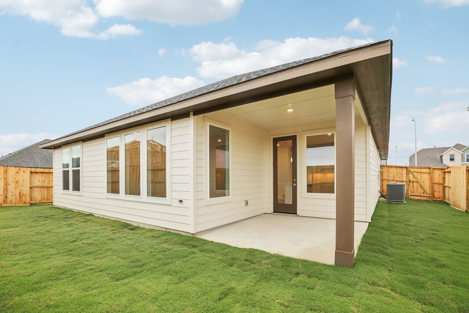 29307 Meadowcreek Hill Drive Property Photo 4