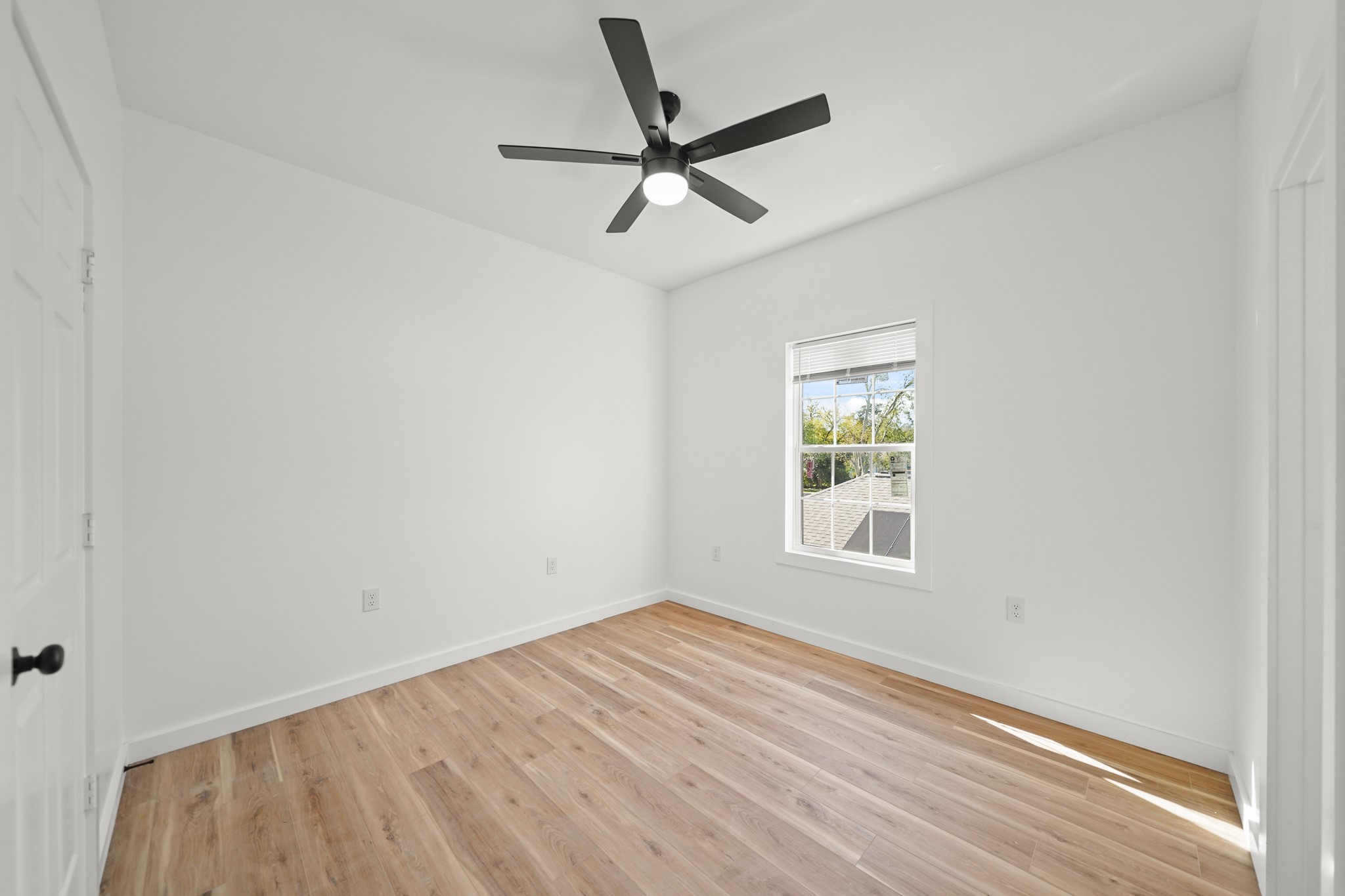 2195 W Lang B Property Photo 20