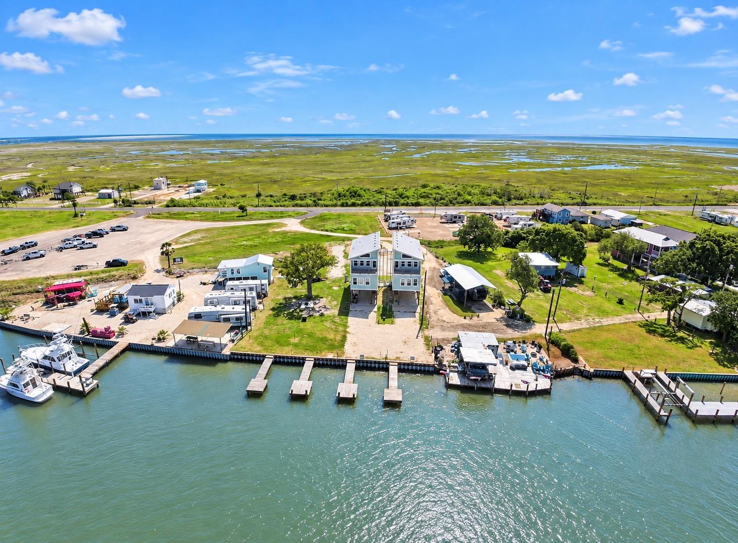 432 Private Road 670, Matagorda Tx 77457 Property Photo 2