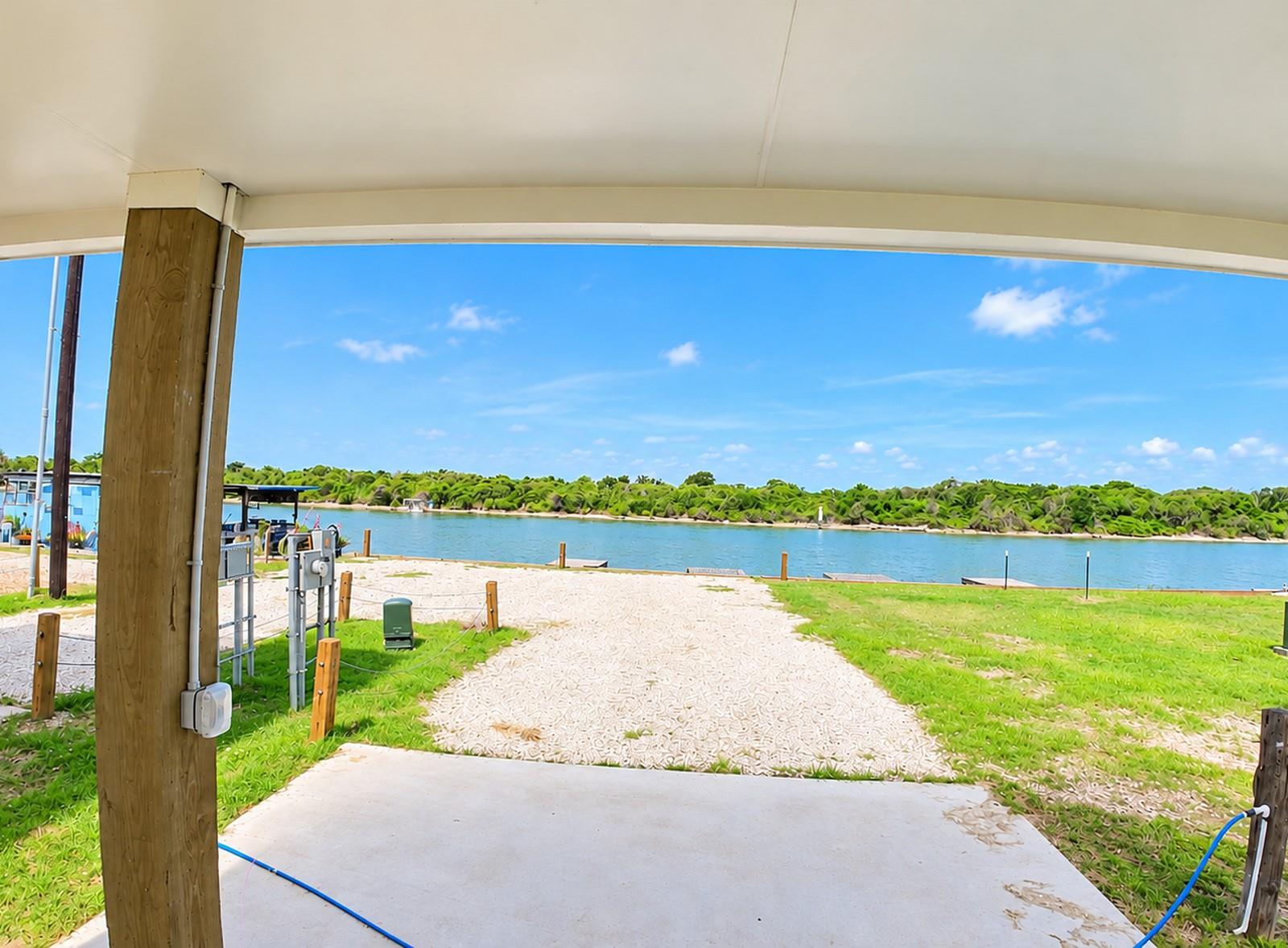 432 Private Road 670, Matagorda Tx 77457 Property Photo 6