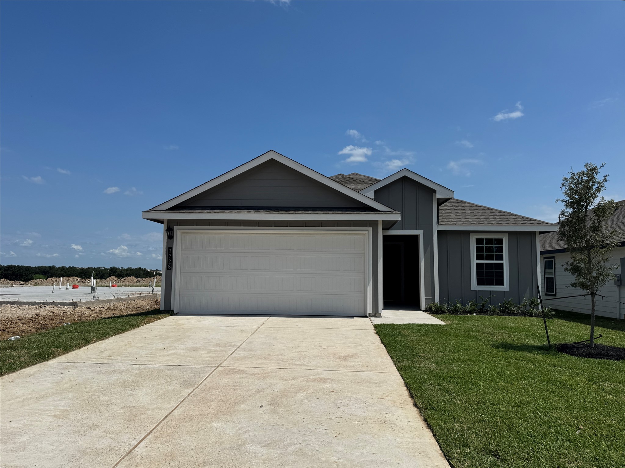 1228 Wilkins Valley Street Property Photo 1