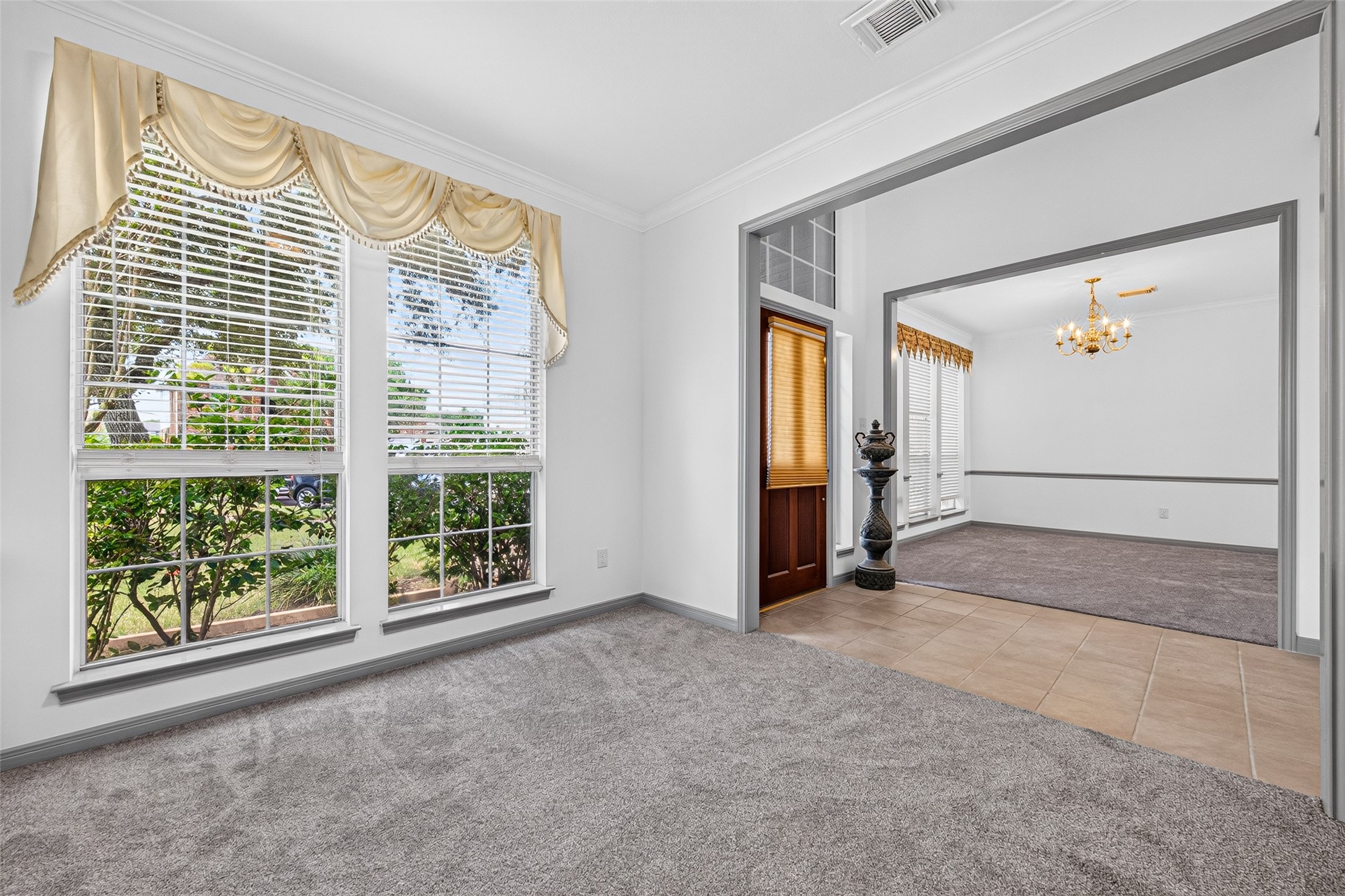 5535 Moss Meadow Court Property Photo 6