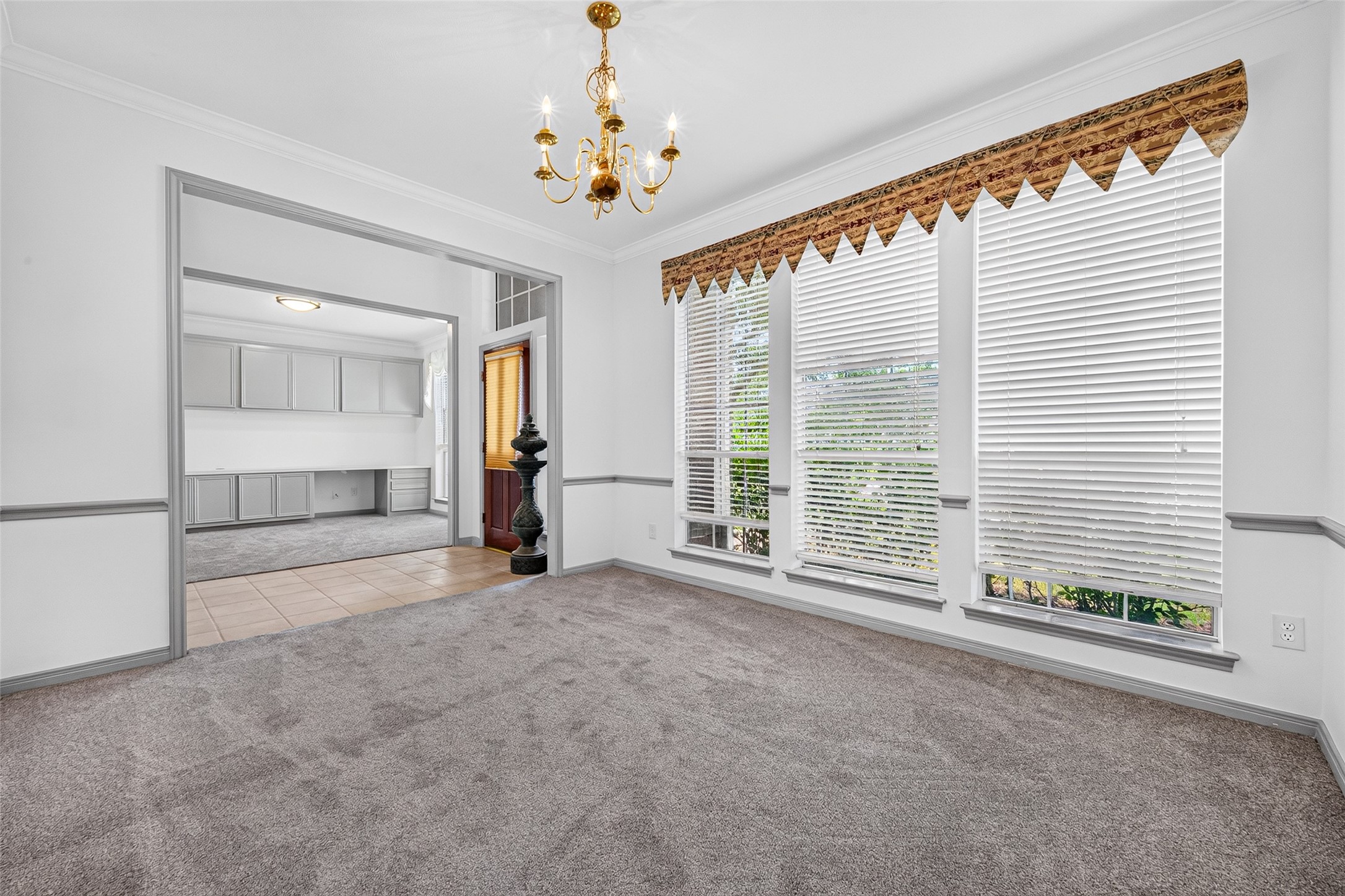 5535 Moss Meadow Court Property Photo 10