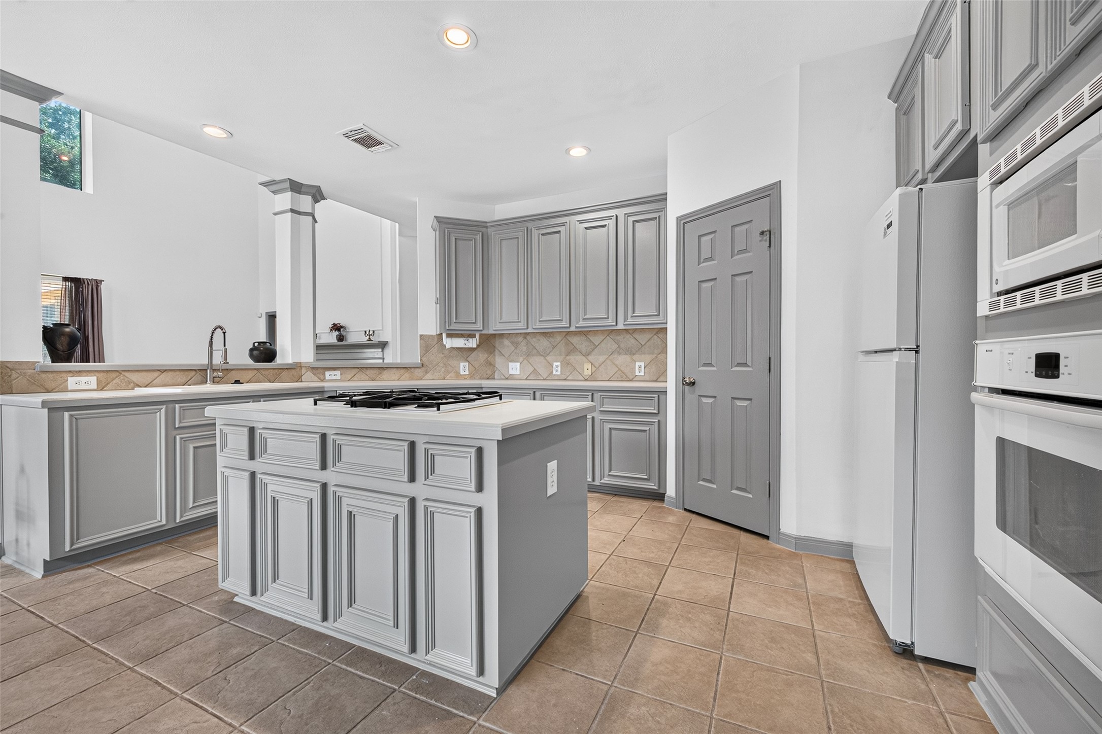 5535 Moss Meadow Court Property Photo 14