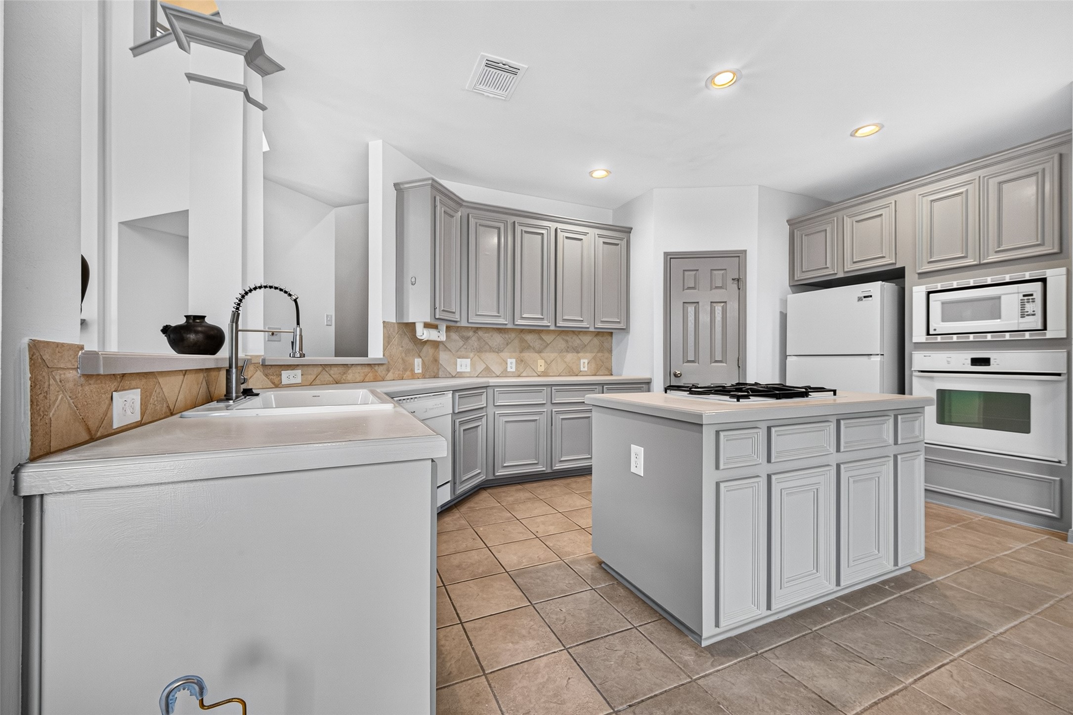 5535 Moss Meadow Court Property Photo 16