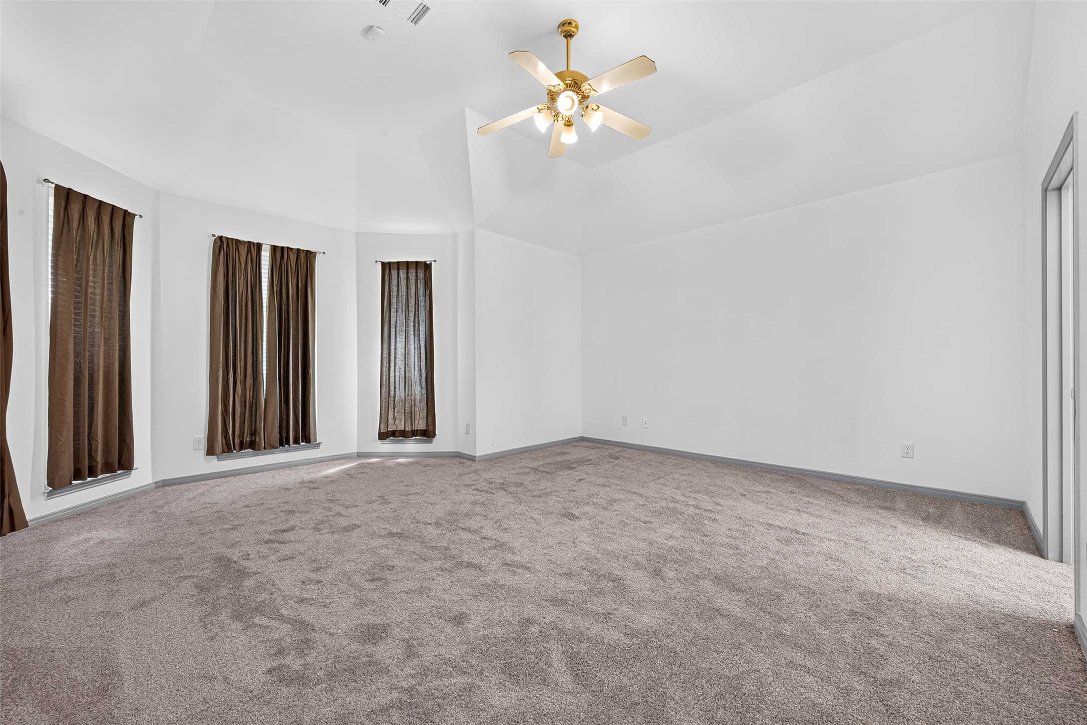 5535 Moss Meadow Court Property Photo 32
