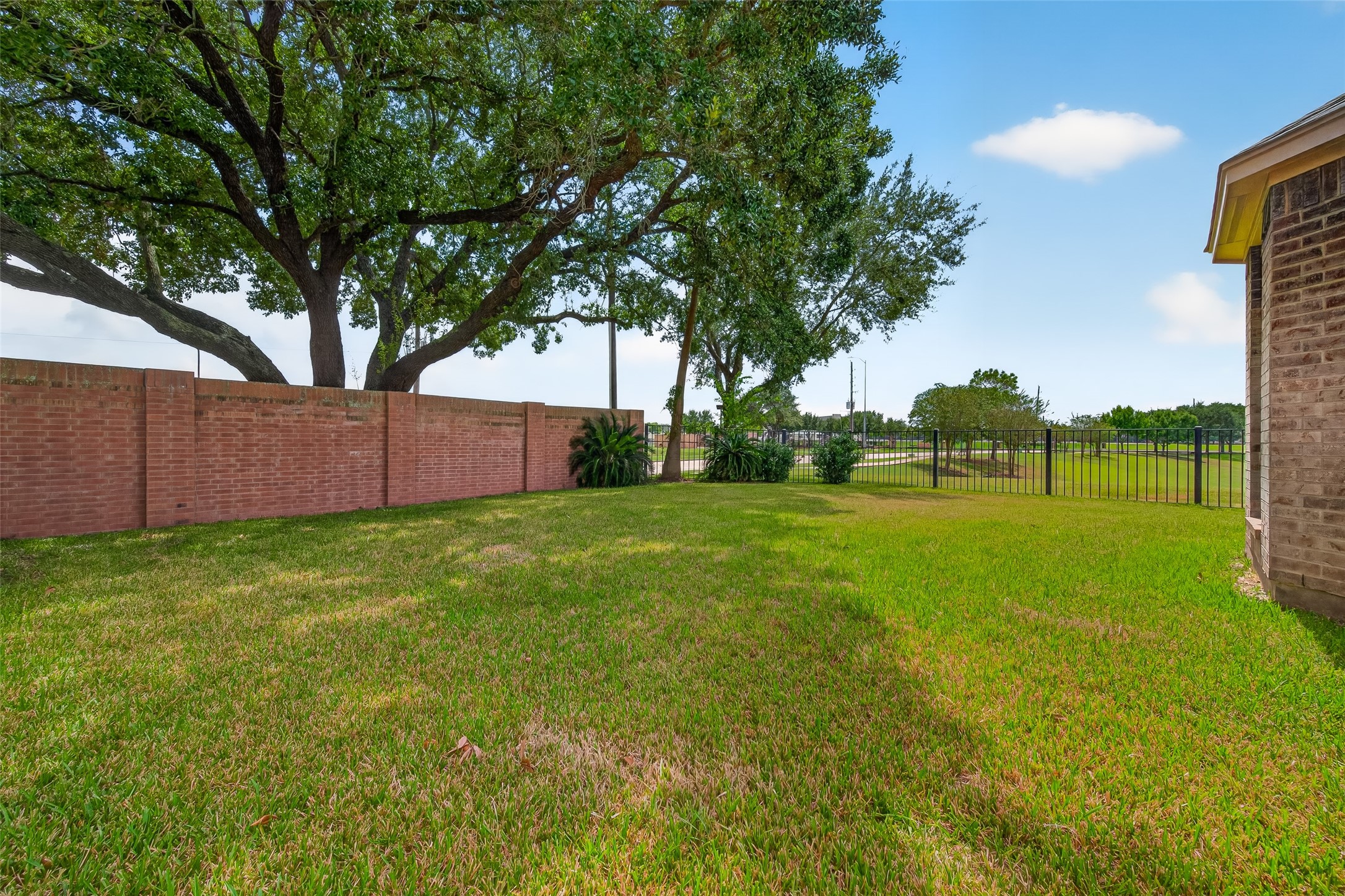 5535 Moss Meadow Court Property Photo 47