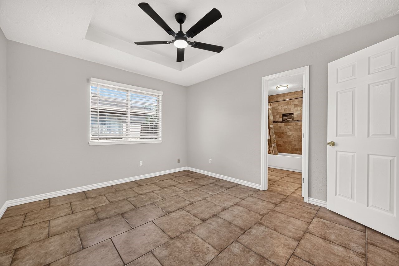 7530 Gulfbriar Place Property Photo 6