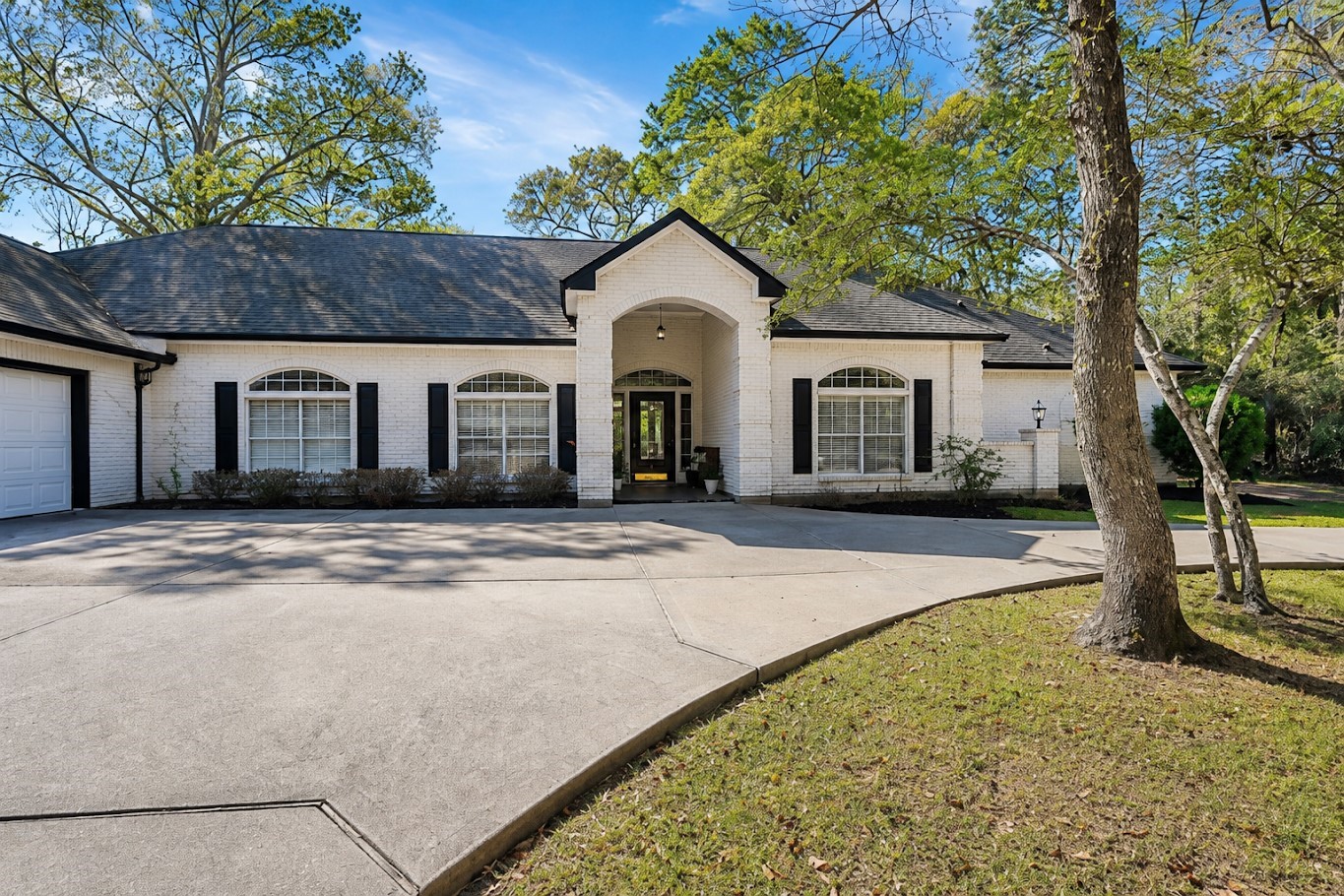 6107 Canyon Creek Lane Property Photo 1