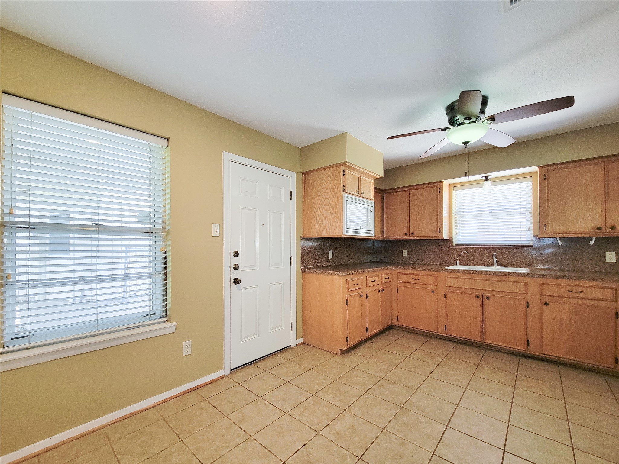 111 Azalea Property Photo 16