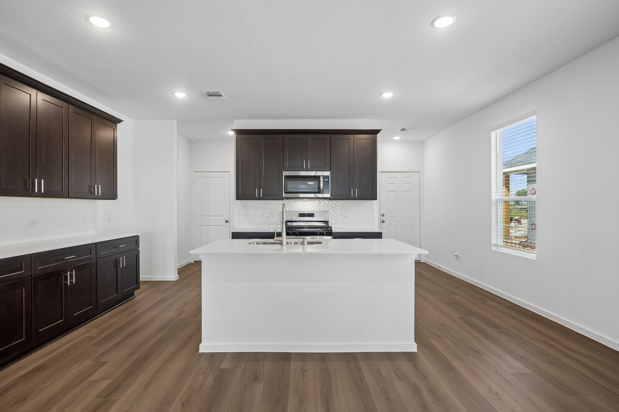 23214 Deanston Drive Property Photo 6