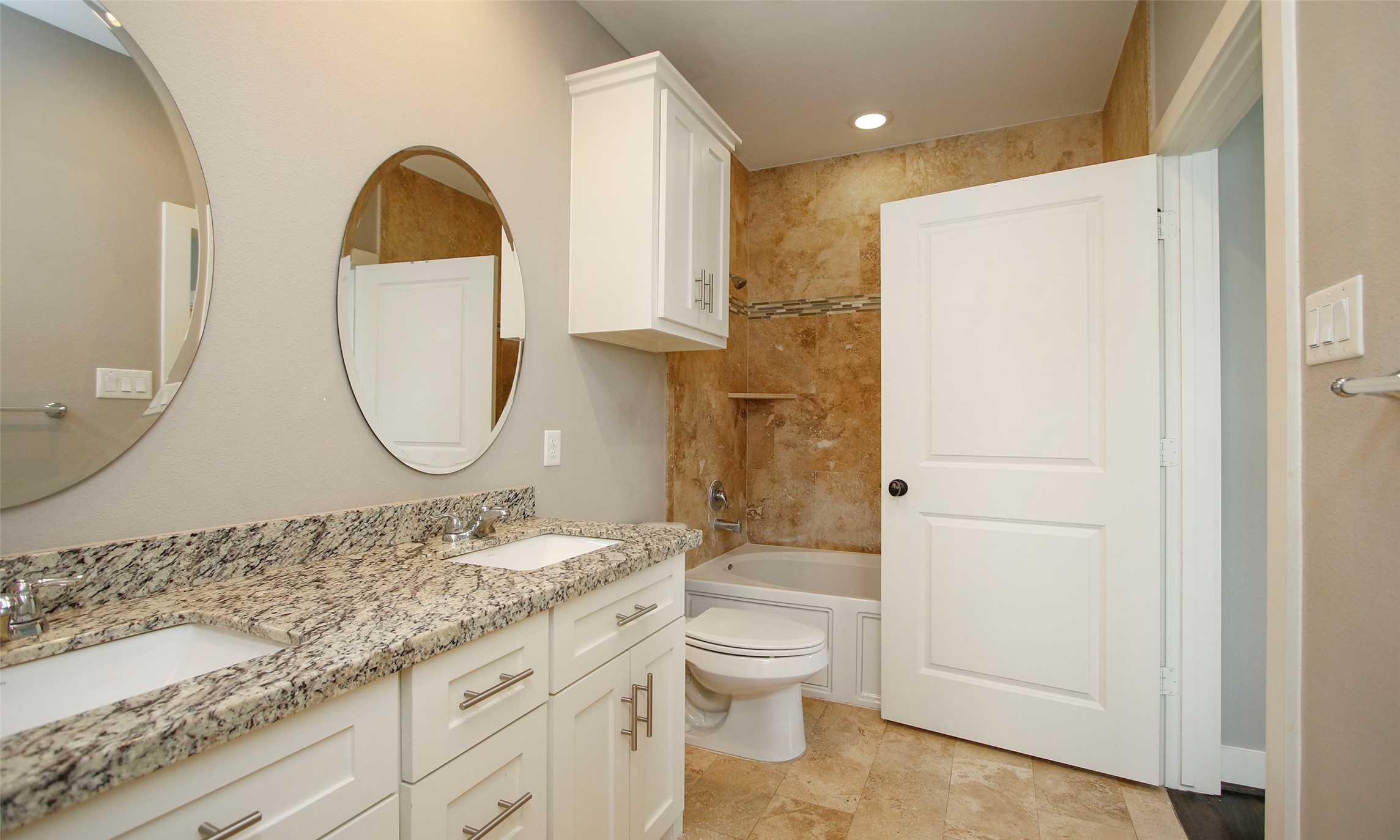 2911 Blodgett Street Property Photo 16