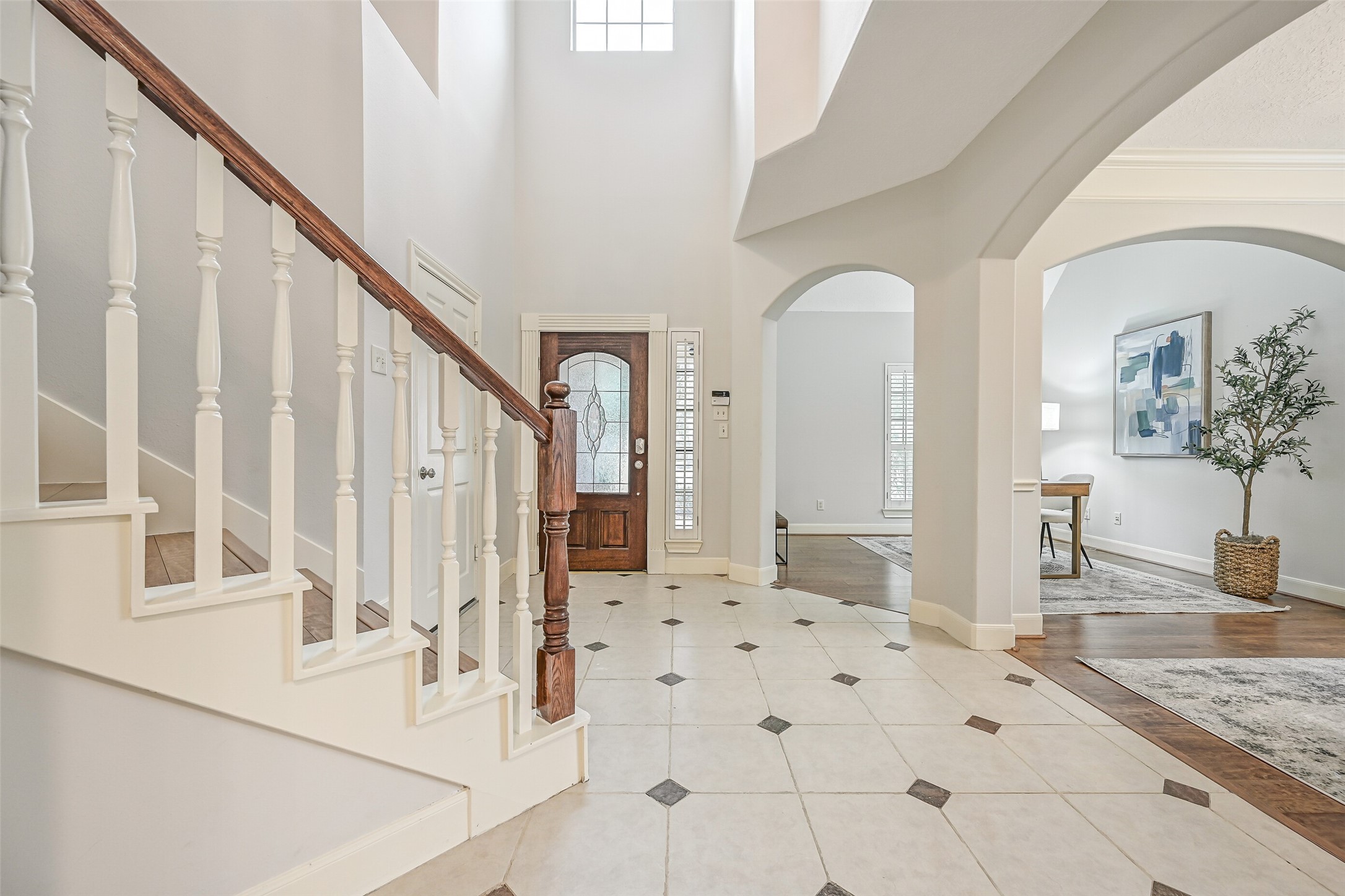 2611 Katie Harbor Drive Property Photo 3