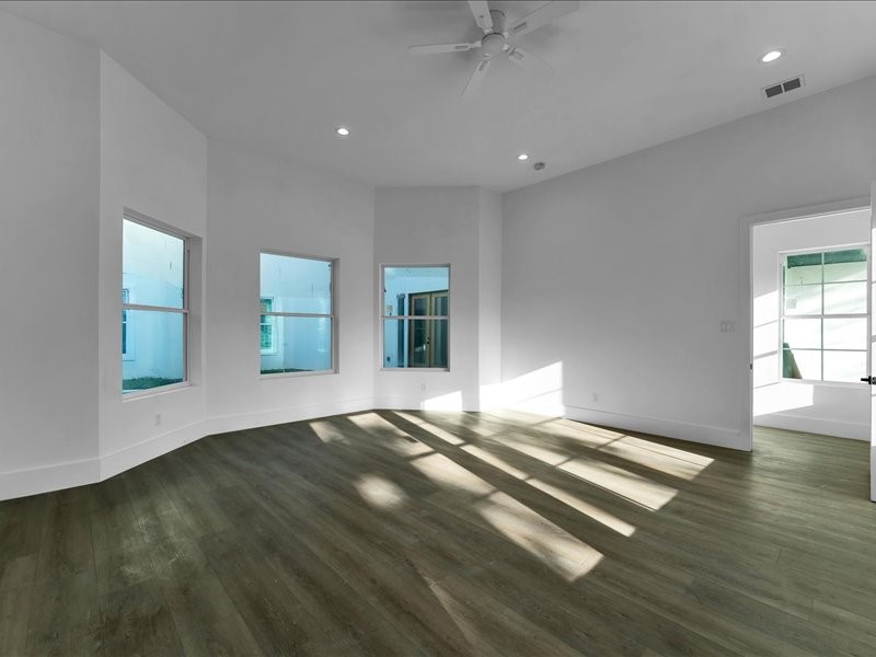 8115 Cedar Brush Circle Property Photo 3