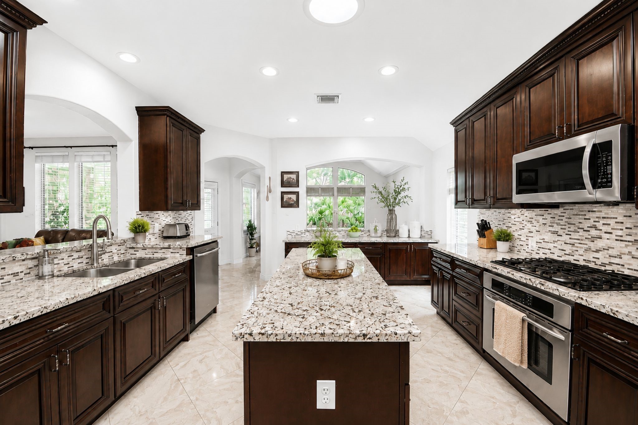 21123 Dover Park Lane Property Photo 1