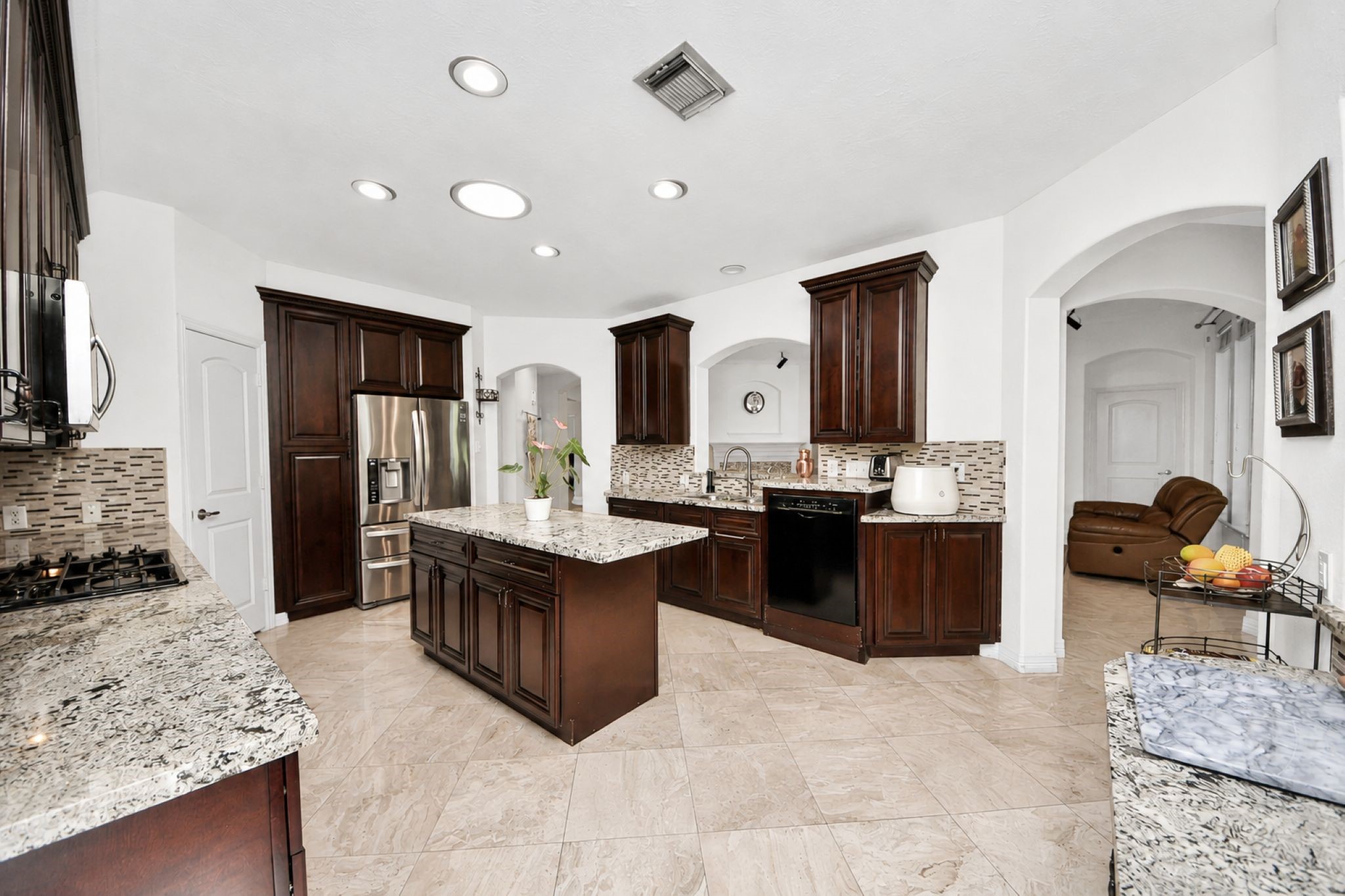21123 Dover Park Lane Property Photo 3